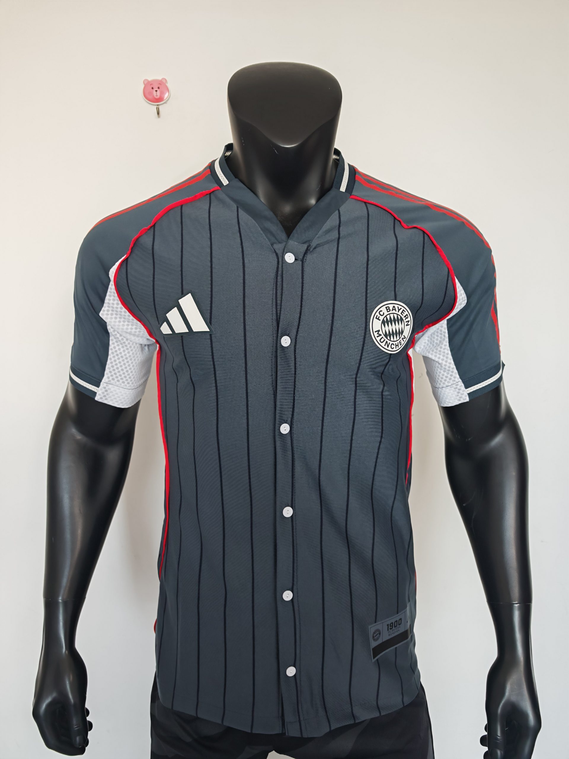 2025/26 Bayern Munich Baseball Jersey