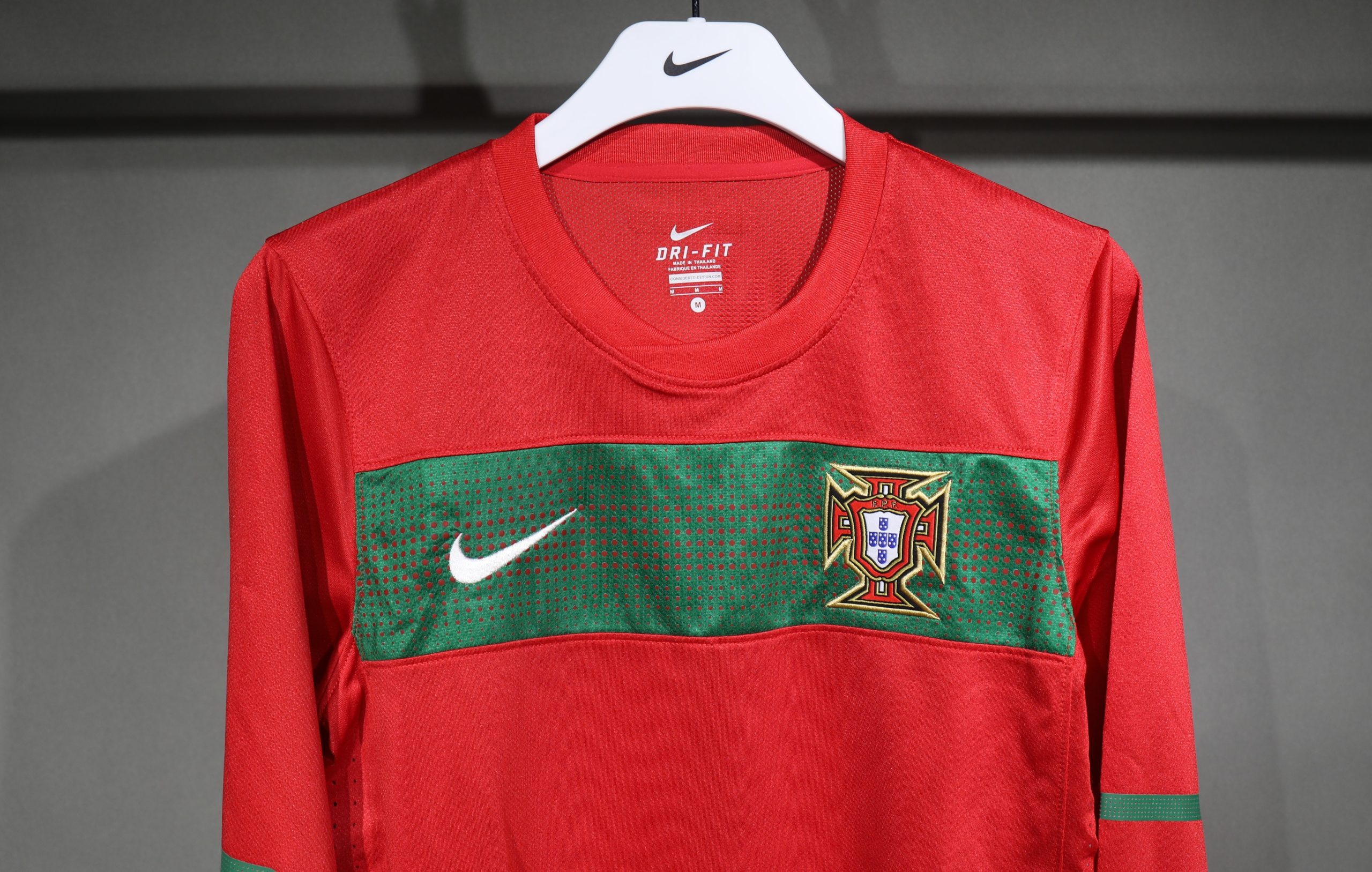Portugal 2010 World Cup Home Retro Jersey (Player Version, Long Sleeve) - Image 3