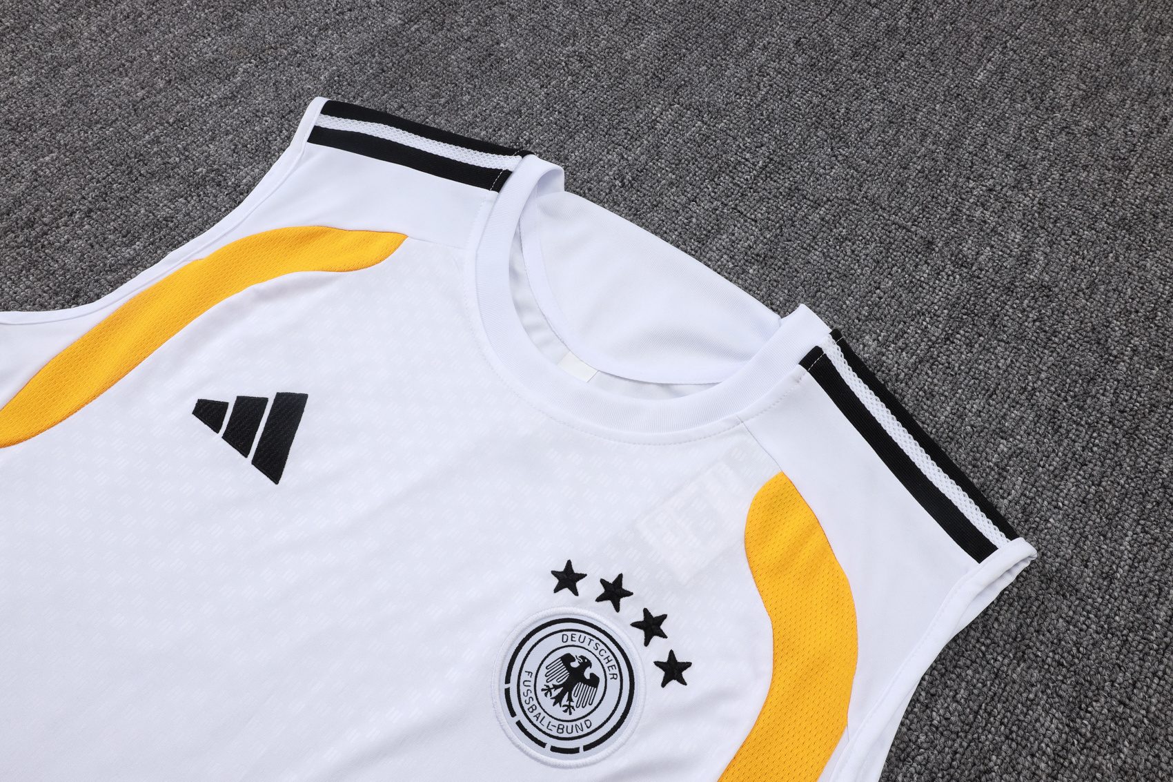 2026 Germany Vest Suit - Image 3