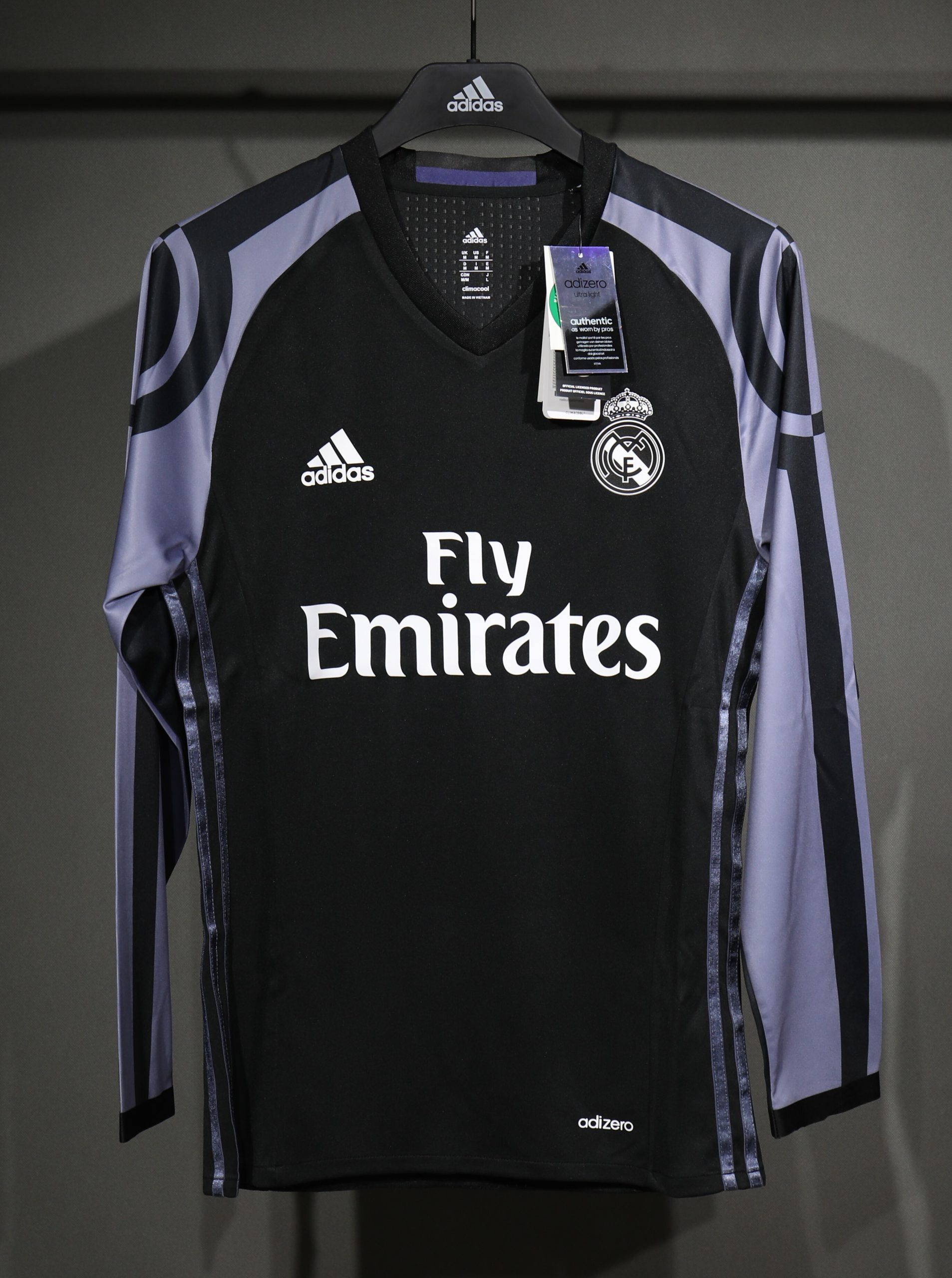 Real Madrid 2016/17 Third Retro Jersey (Player Version, Long Sleeve)