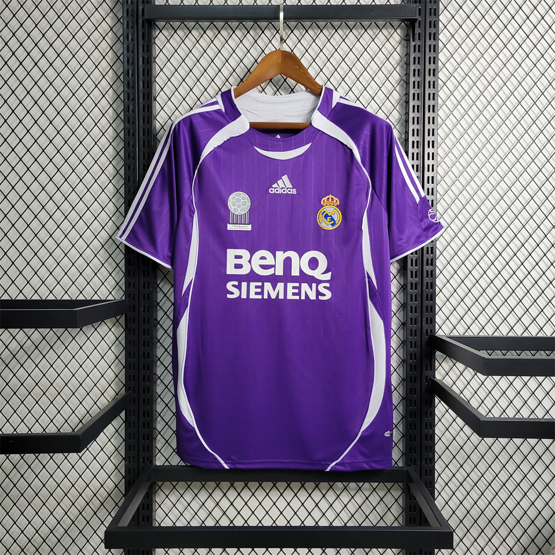 Real Madrid 2006/07 Away Retro Jersey