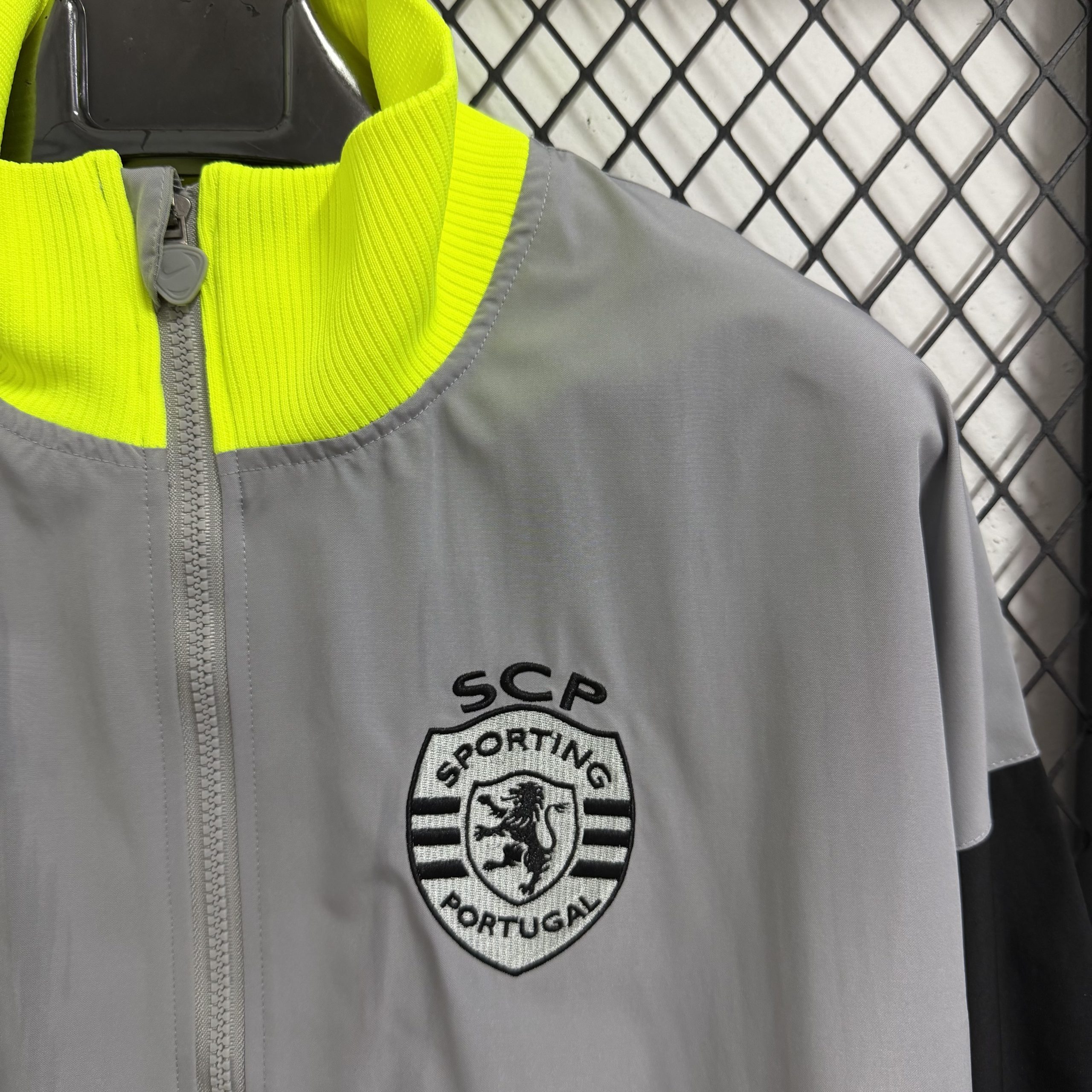 Sporting CP 2026 Windbreaker - Image 4