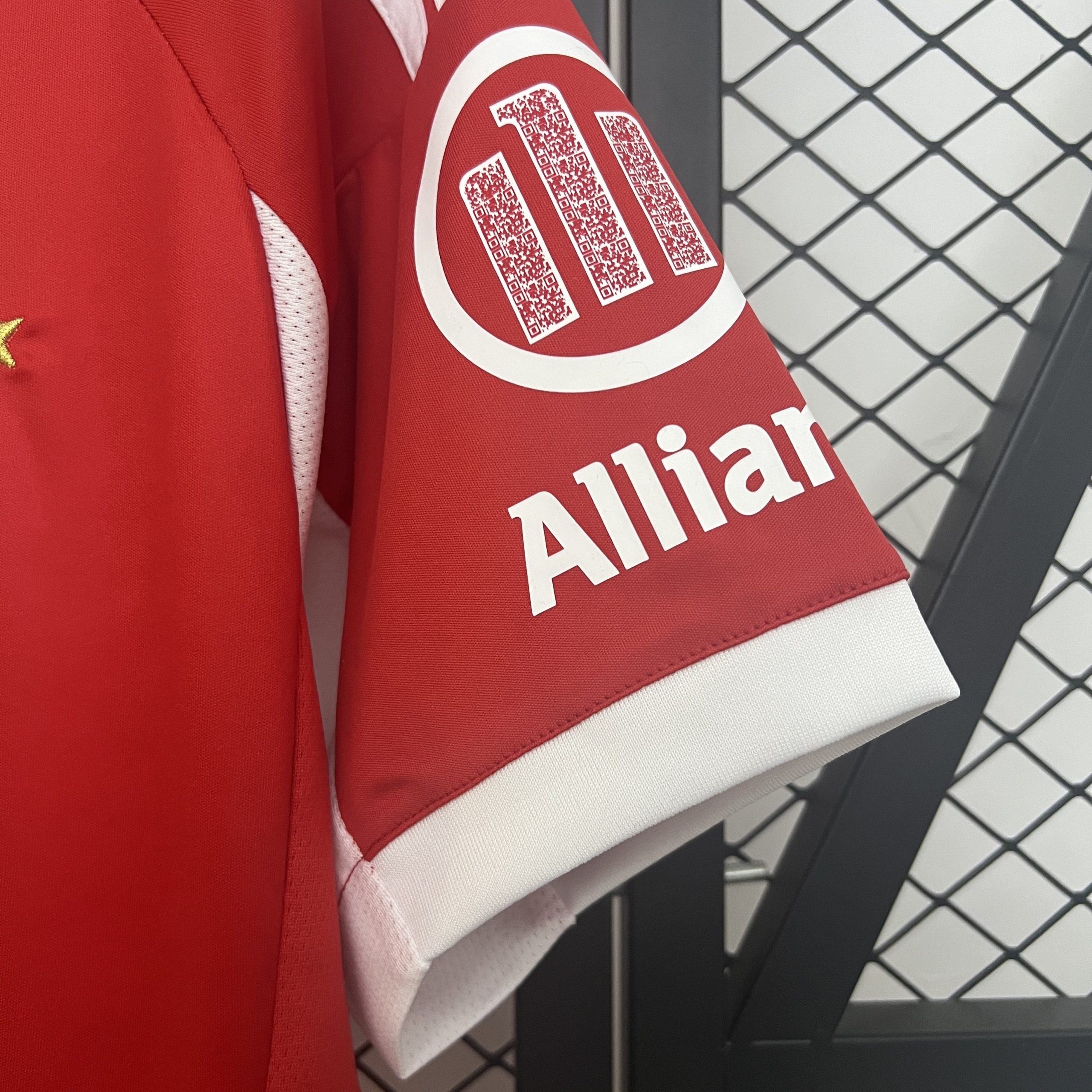 Bayern Munich 2025/26 Home Jersey - Image 5