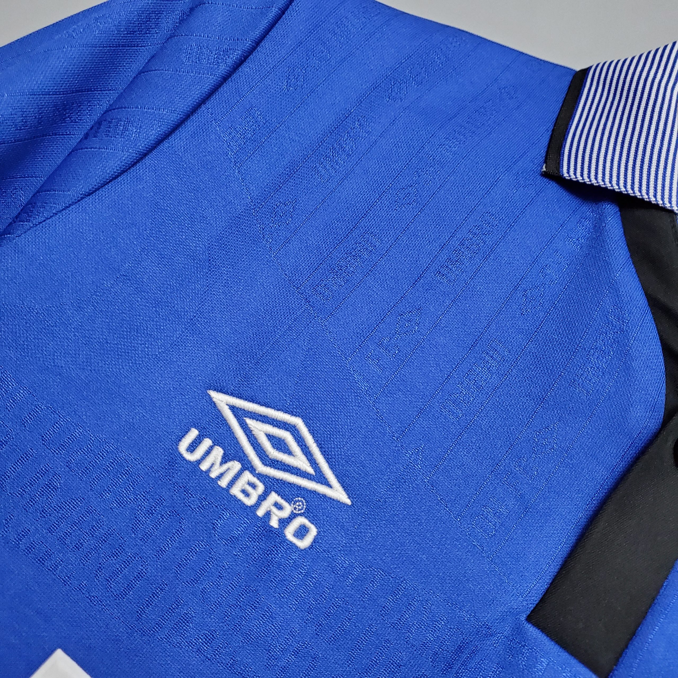 Everton 1994/95 Home Retro Jersey (Fan Version) - Image 2