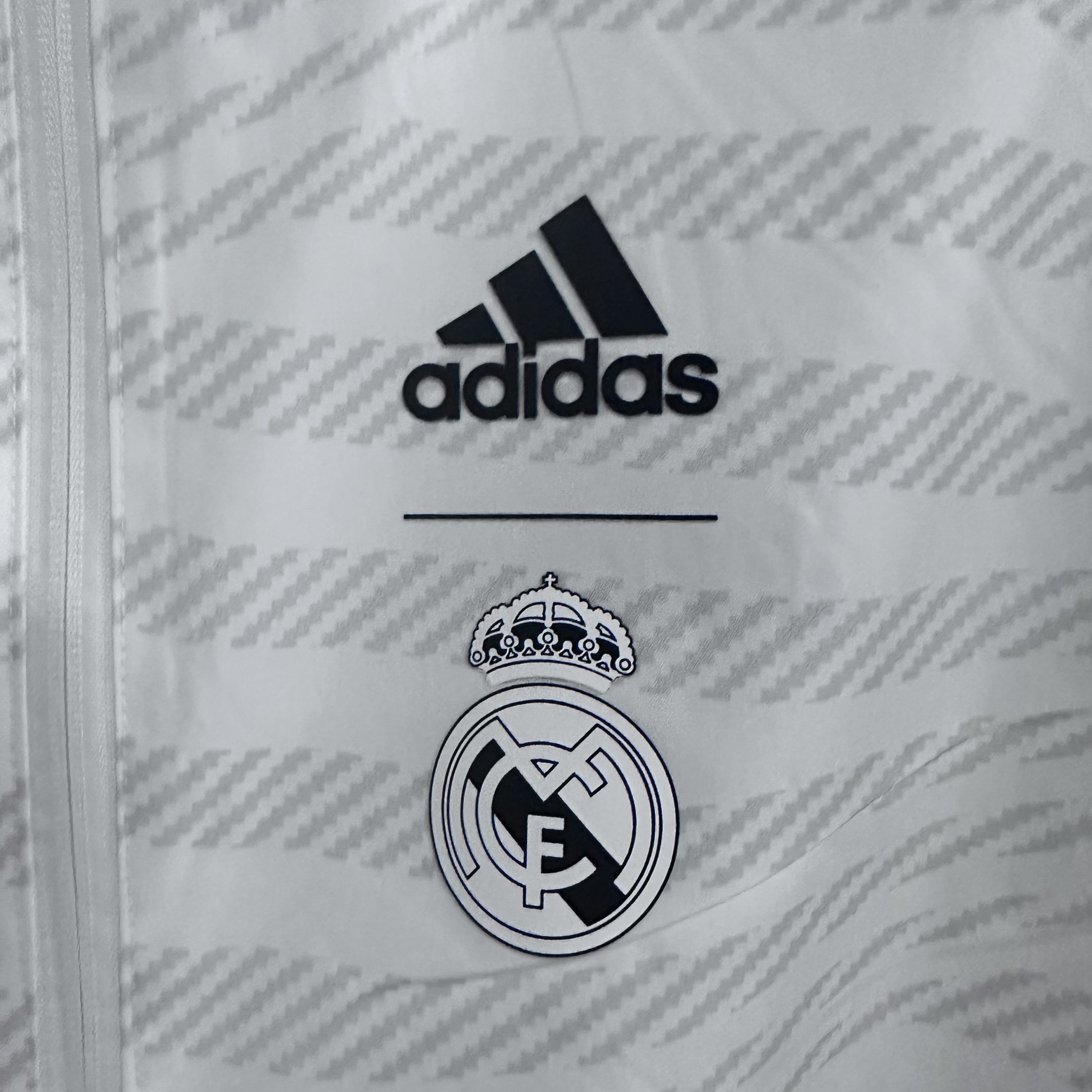2026 Real Madrid Reversible Windbreaker - Image 5