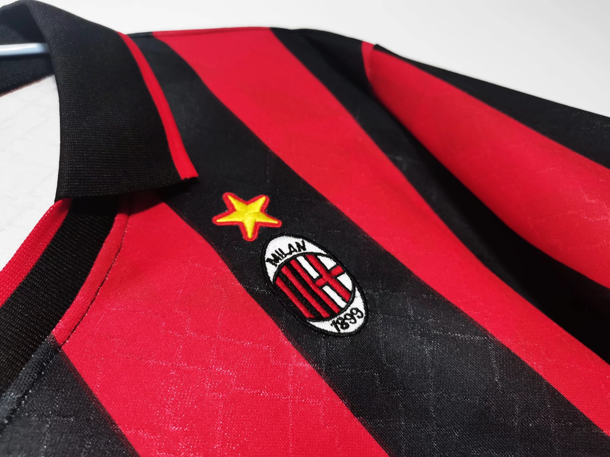 AC Milan 1995/96 Home Retro Jersey - Image 3