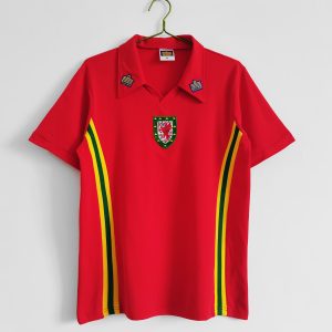 Wales 1976/79 Home Retro Jersey (Fan Version)