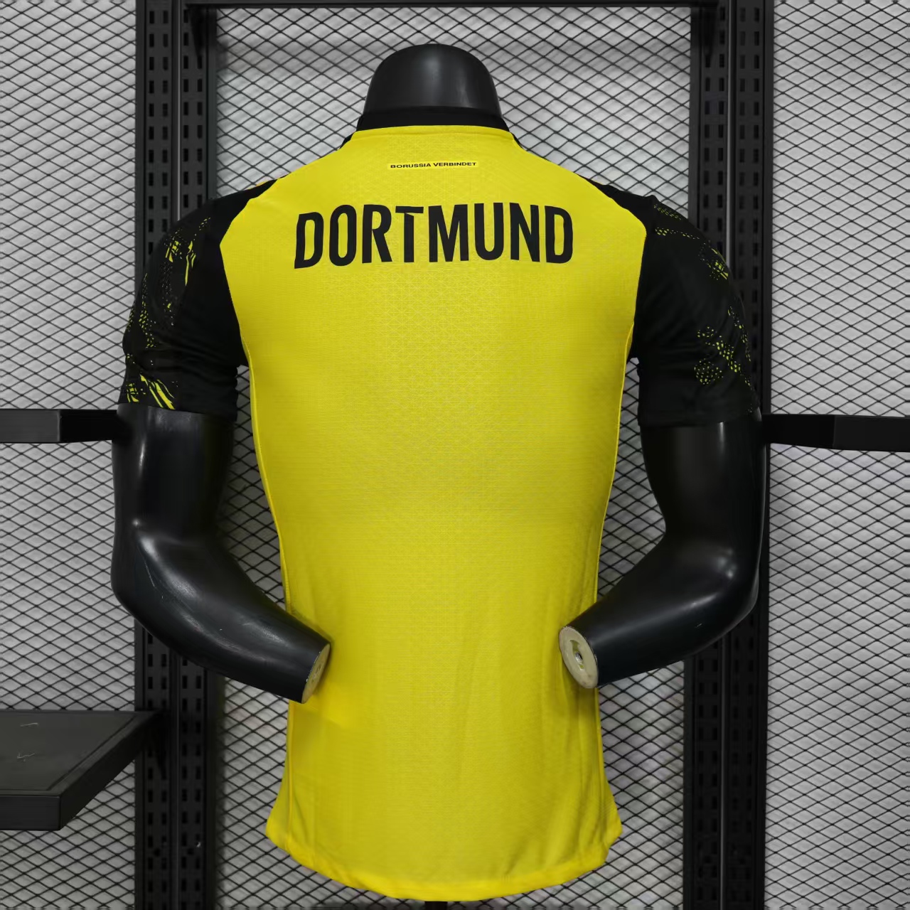 Borussia Dortmund 2025/26 Home Jersey (Player Version) - Image 2