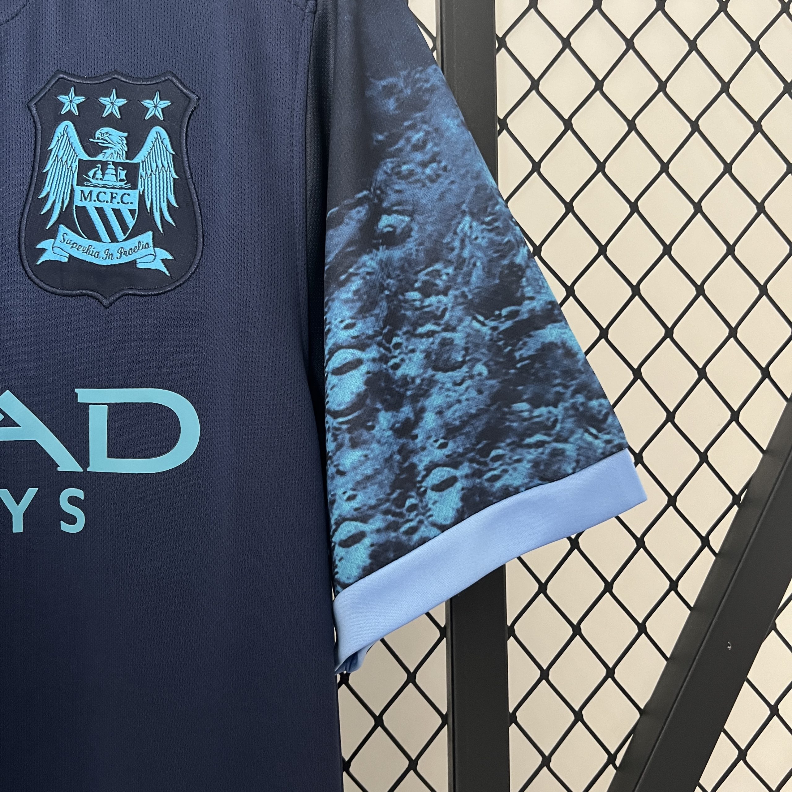 Manchester City 2015/16 Away Retro Jersey (Fan Version) - Image 5