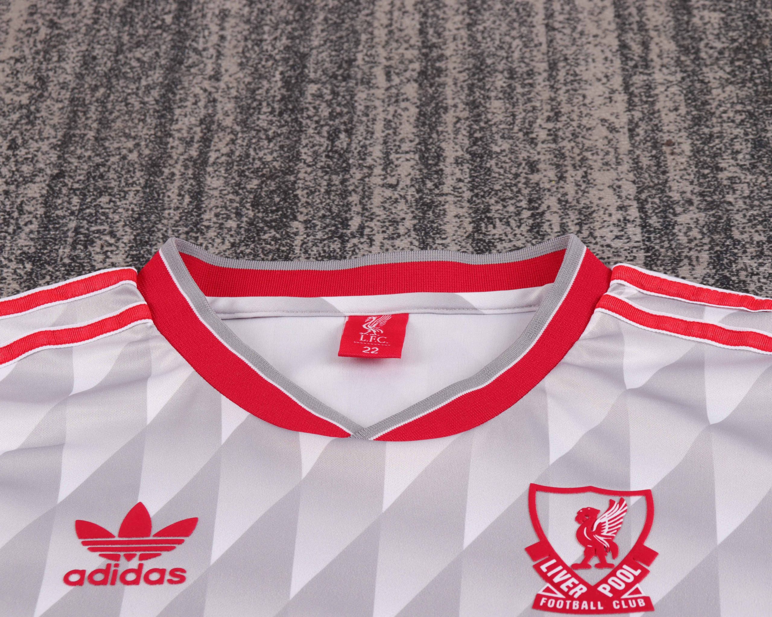 Liverpool 1989/91 Away Kids Kit - Image 3