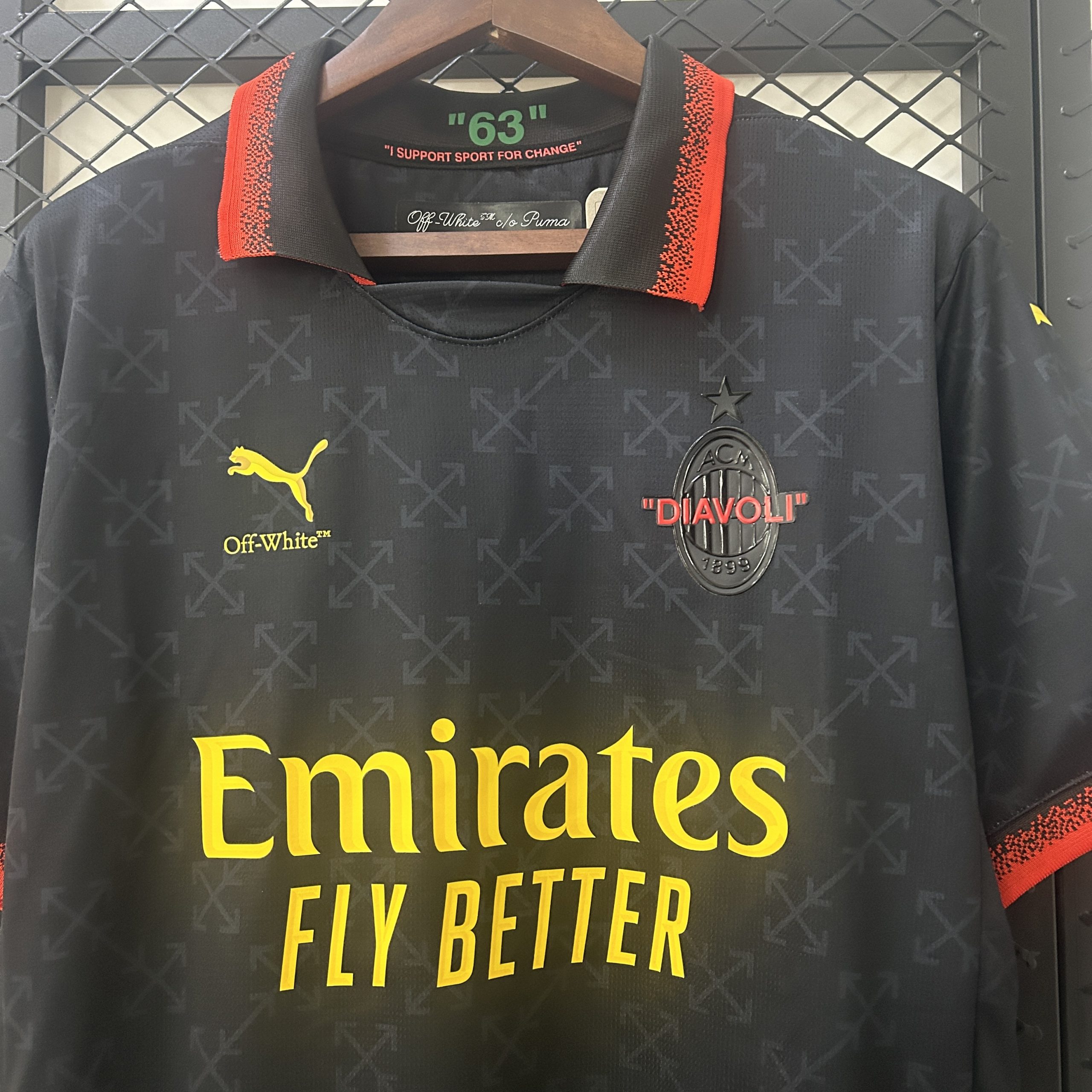 2025/26 AC Milan Black and Green Special Jersey Fan Version - Image 4