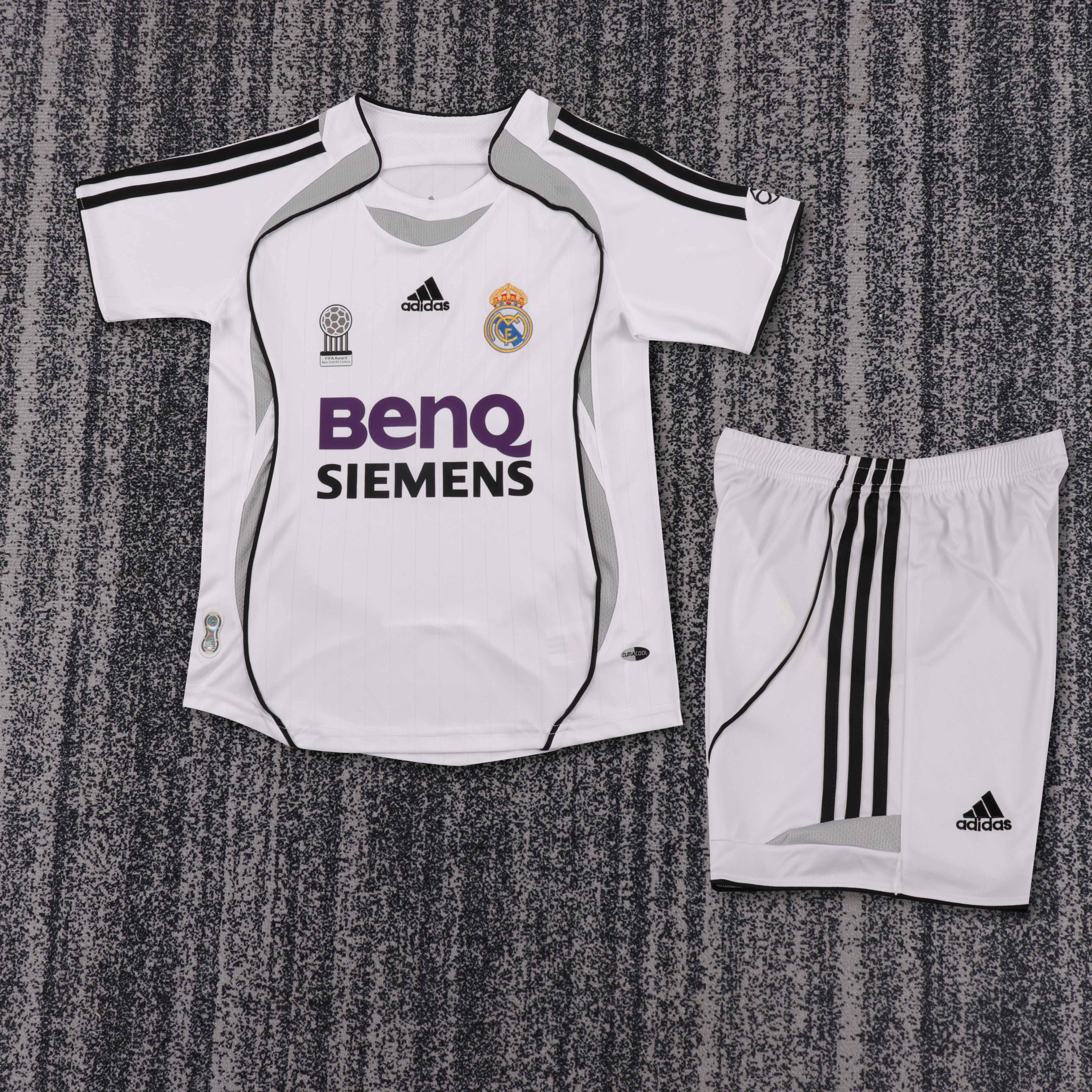 Real Madrid 2006/07 Home Kids Kit