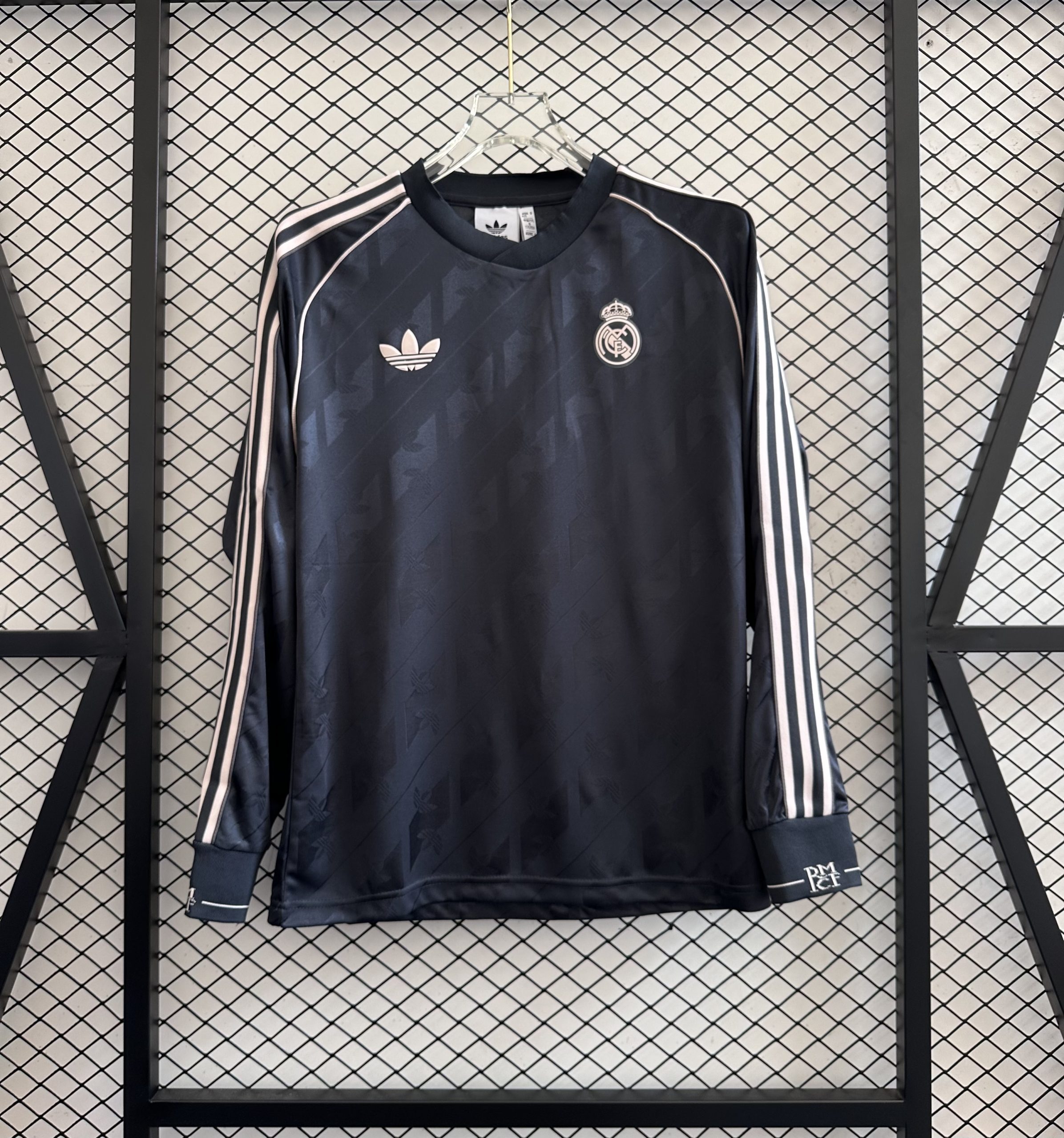 Real Madrid 2024/25 Special Edition Retro Jersey (Fan Version, Long Sleeve)