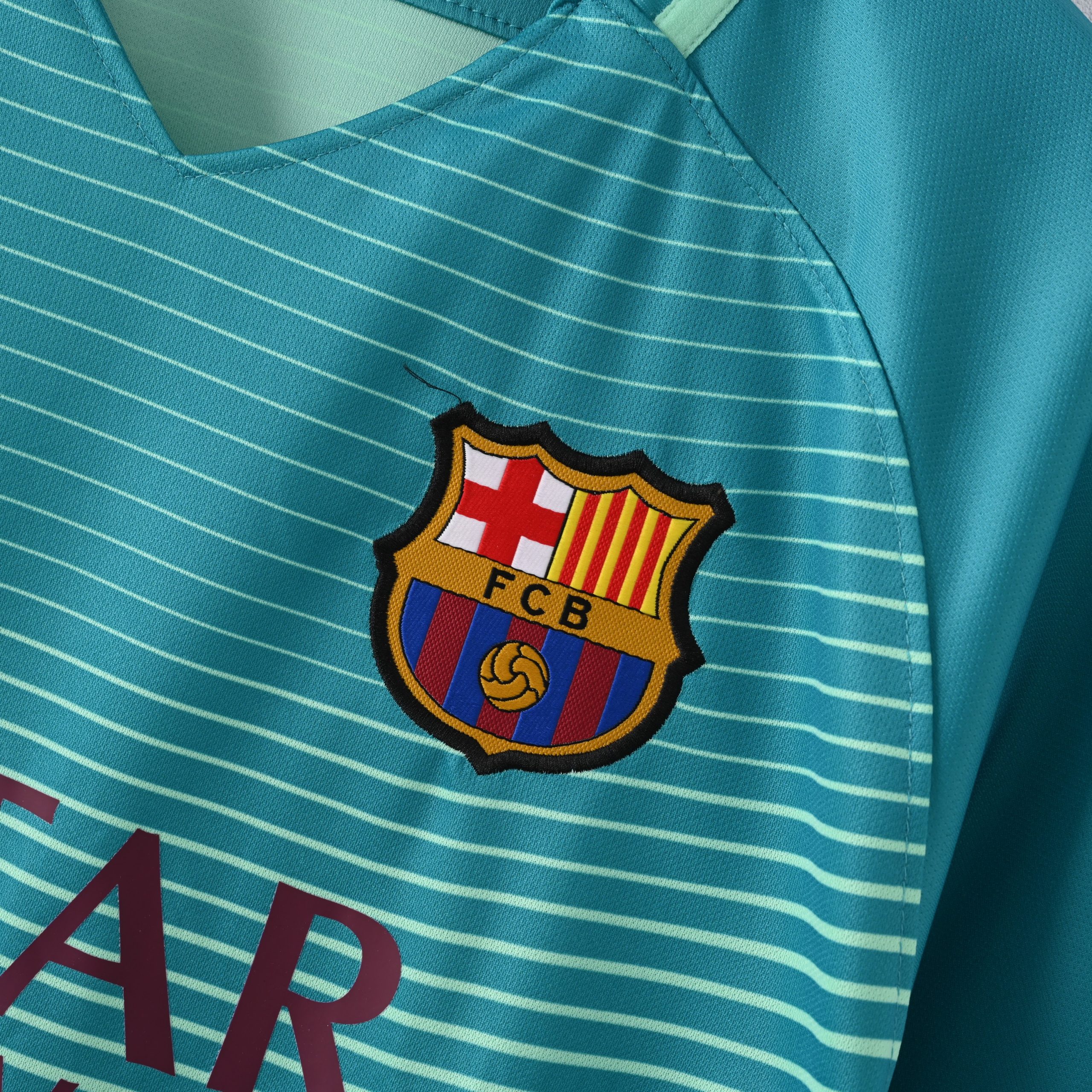 Barcelona 2016/17 Third Retro Jersey (Fan Version) - Image 5