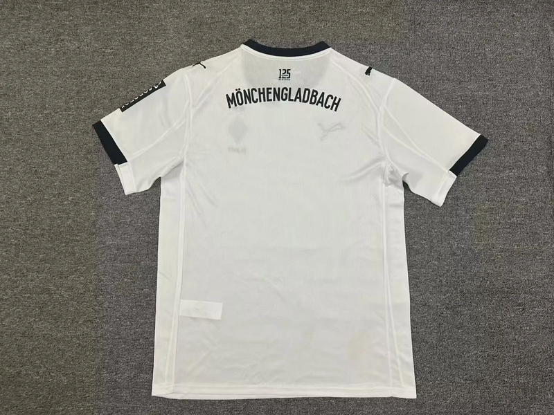 Borussia Monchengladbach 2025/26 Home Jersey (Fan Version) - Image 4