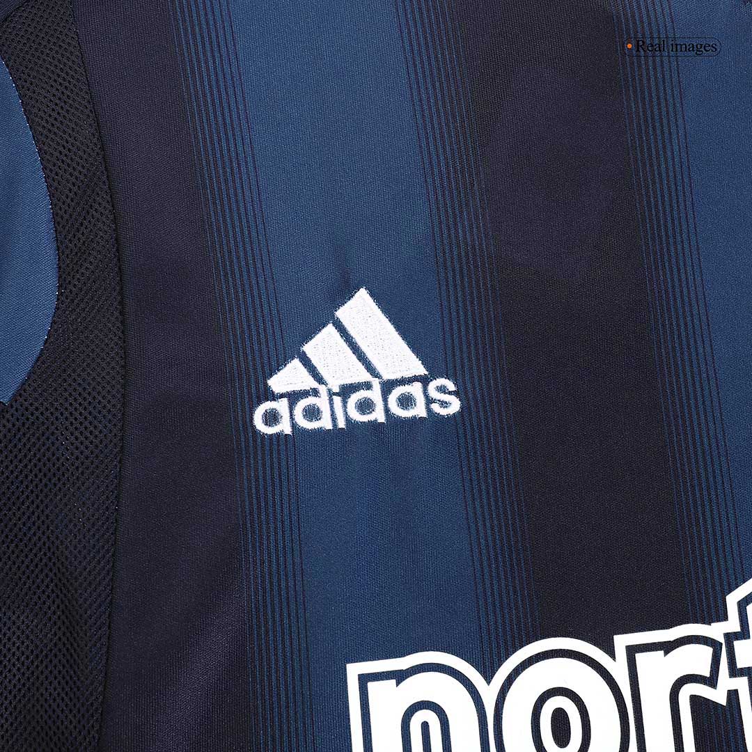 Newcastle United 2004/05 Away Retro Jersey - Image 4