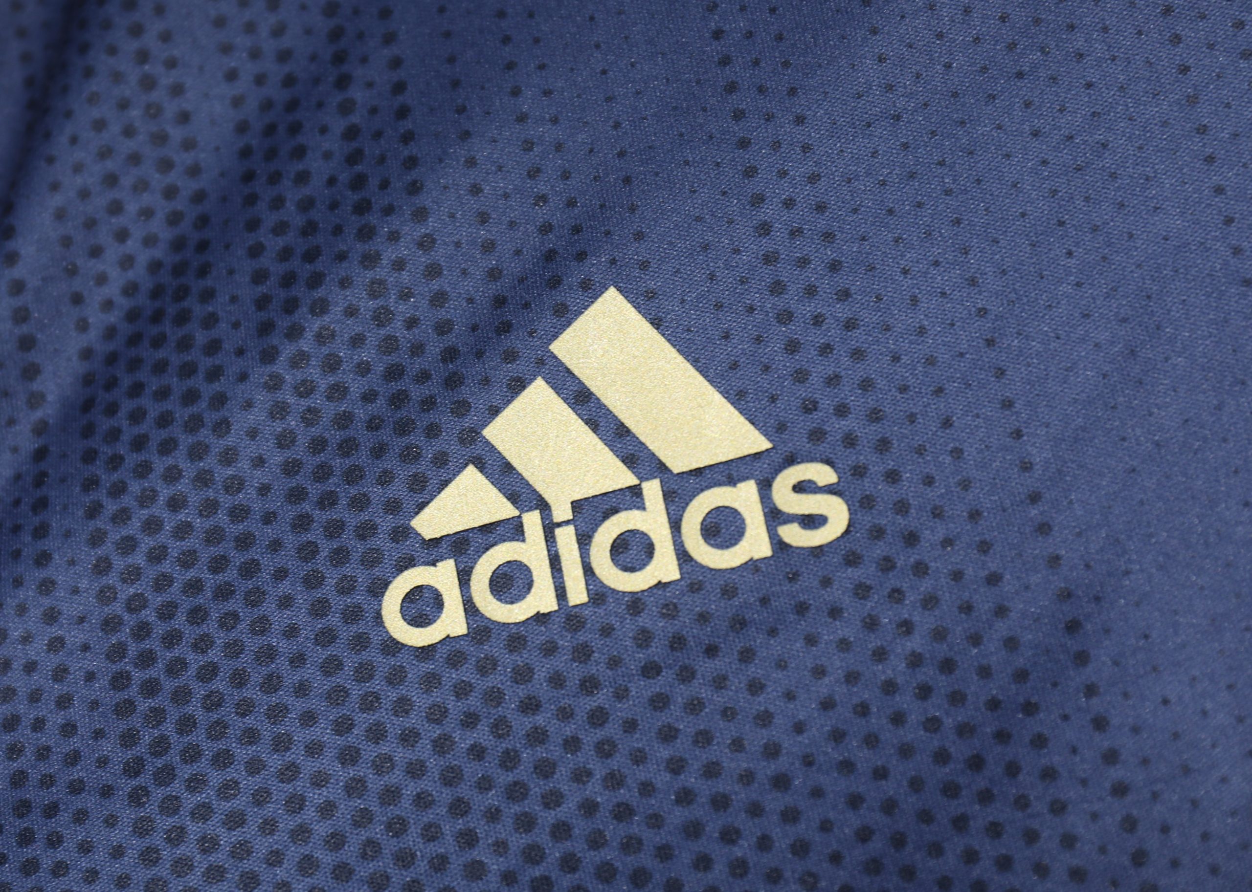 Manchester United 2018/19 Third Retro Jersey (Player Version) - Image 3