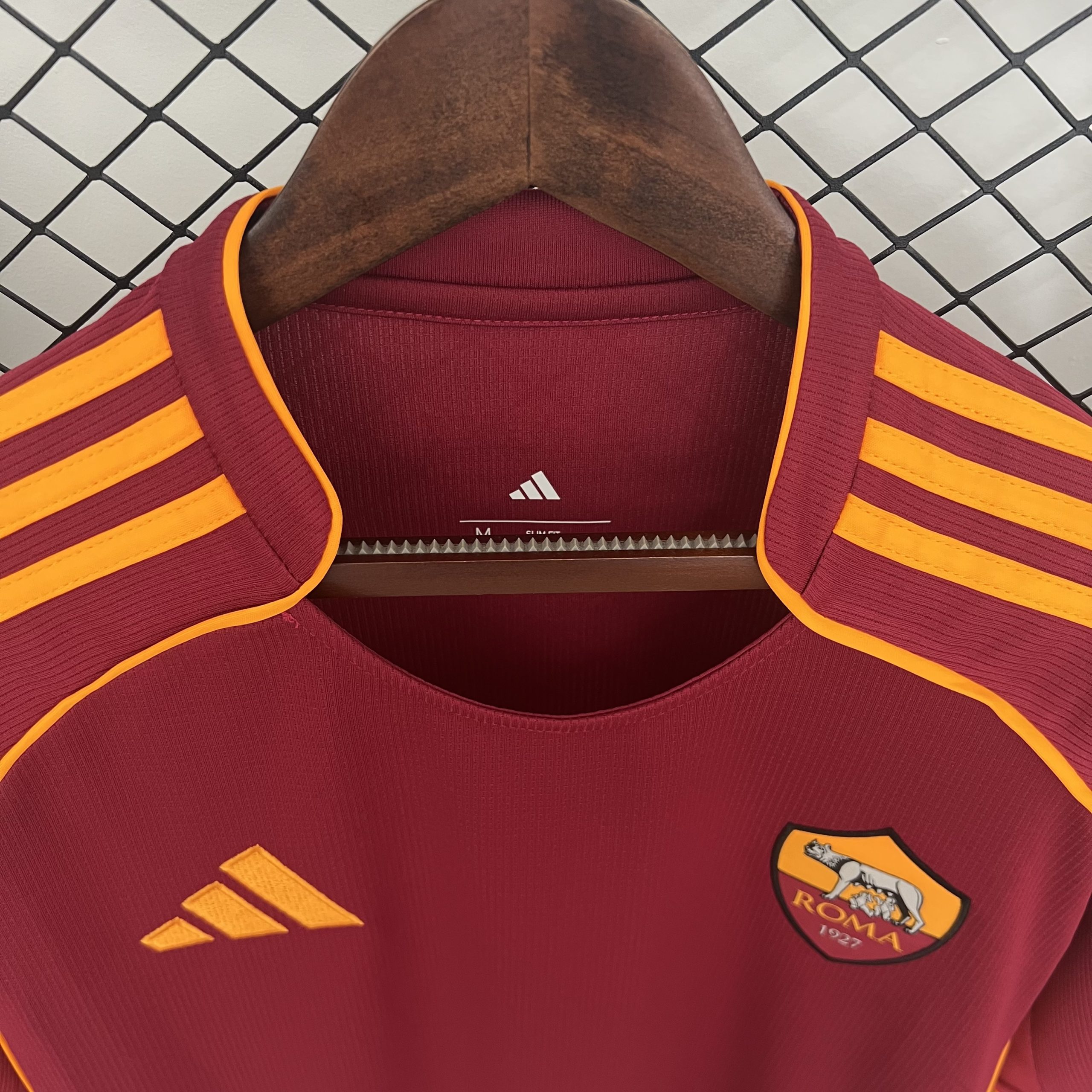 Roma 2025/26 Home Jersey (Fan Version) - Image 4