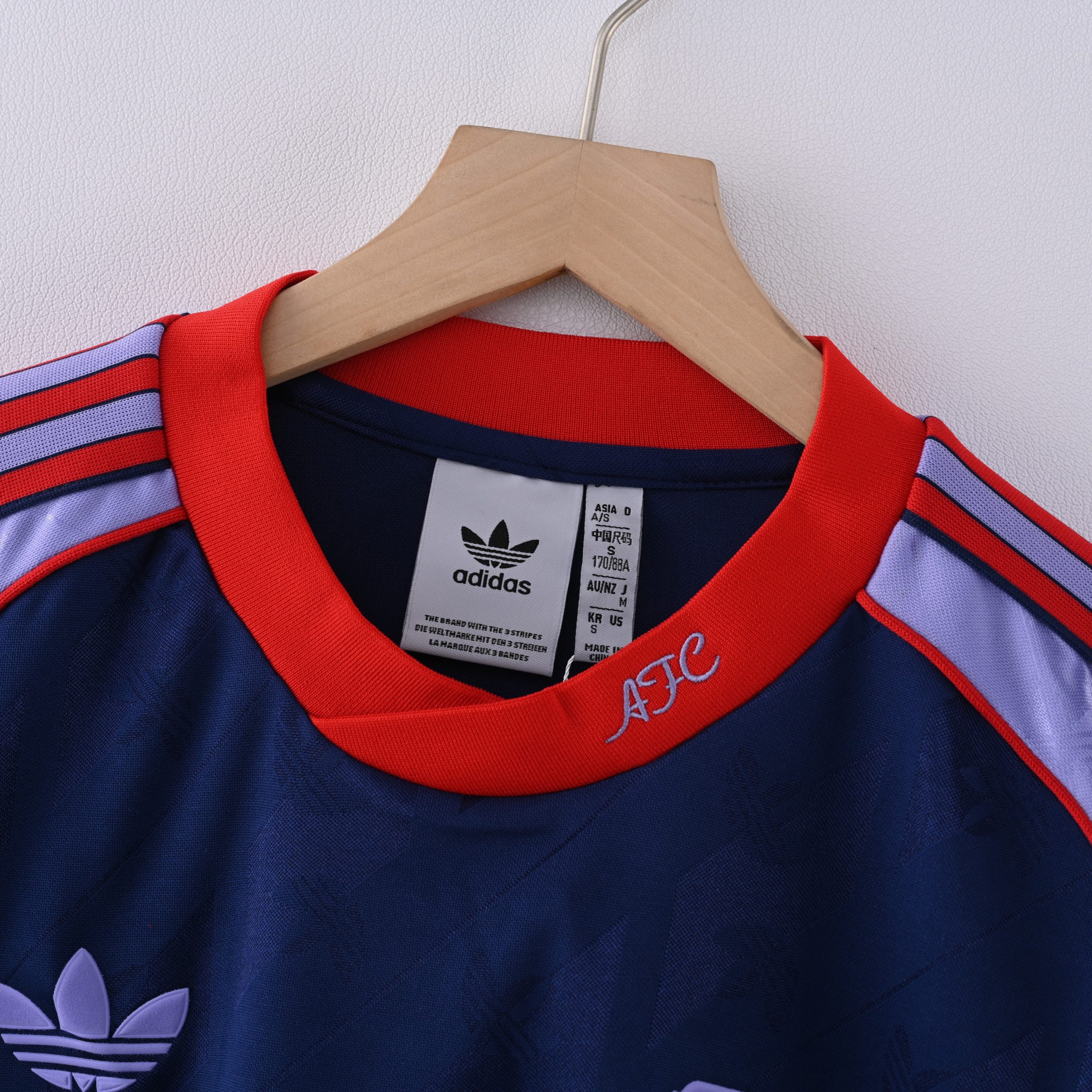Arsenal 2024/25 Retro Jersey - Image 3