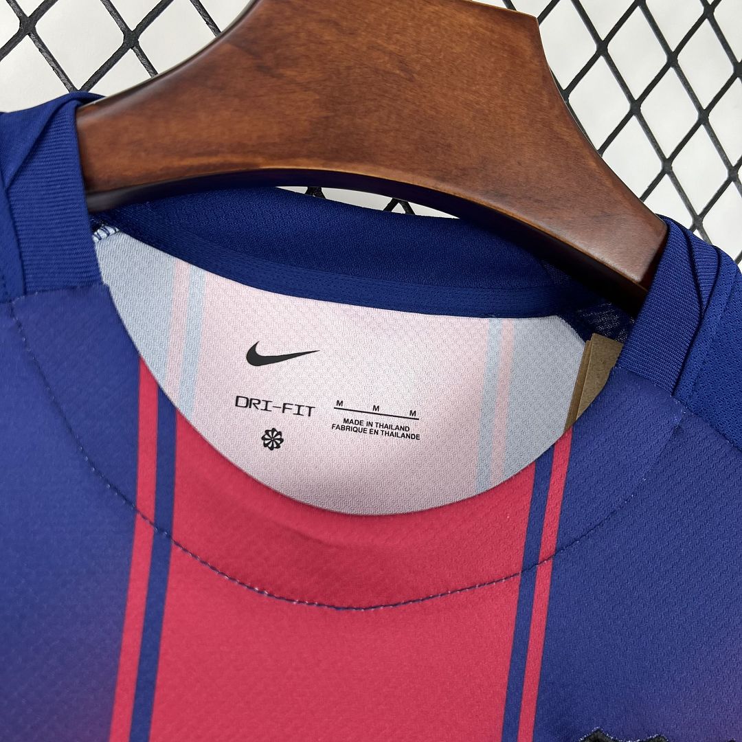 2025/26 Barcelona Home Olivia Rodrigo Special Jersey Fan Version - Image 3