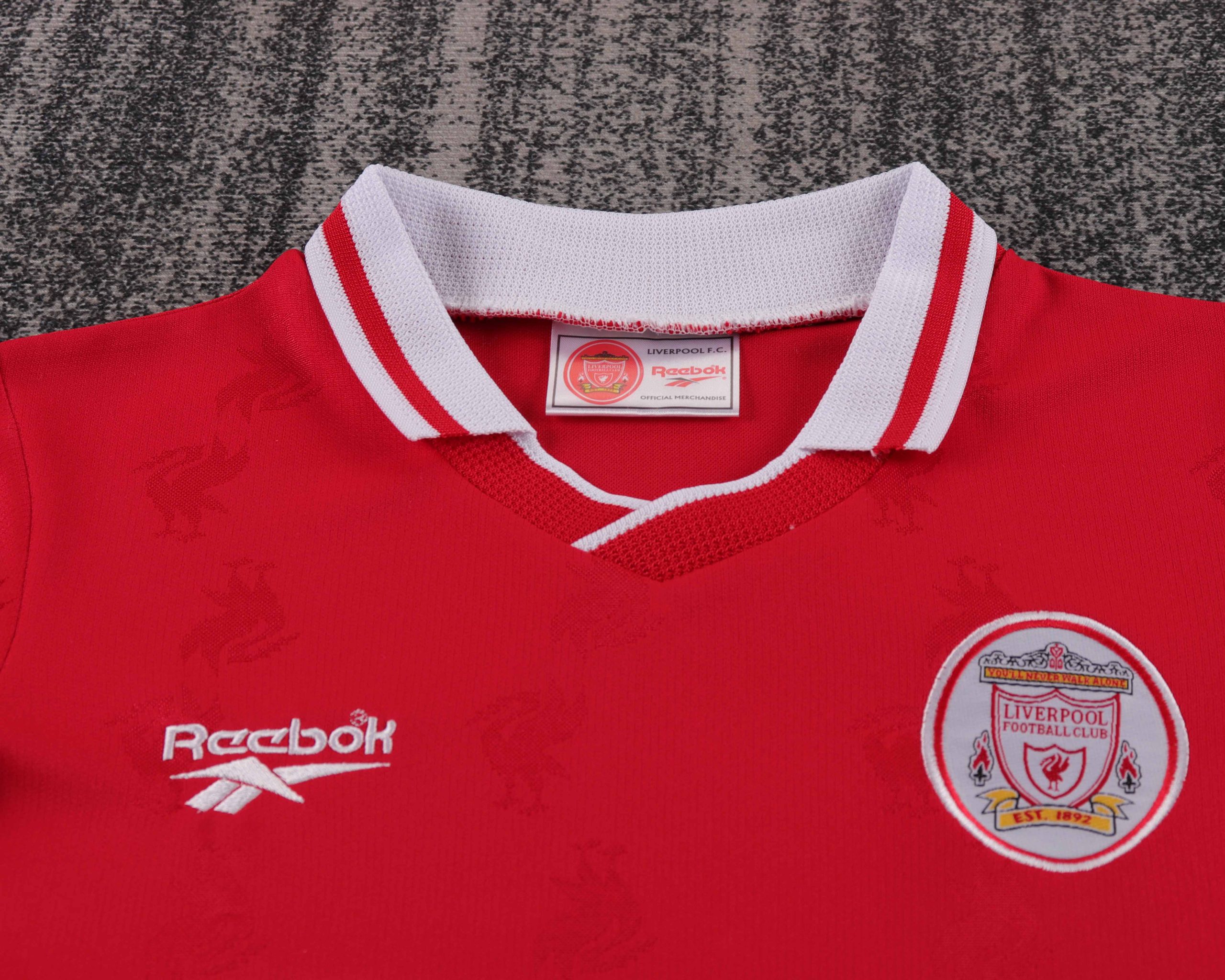 Liverpool 1996/97 Home Kids Kit - Image 4