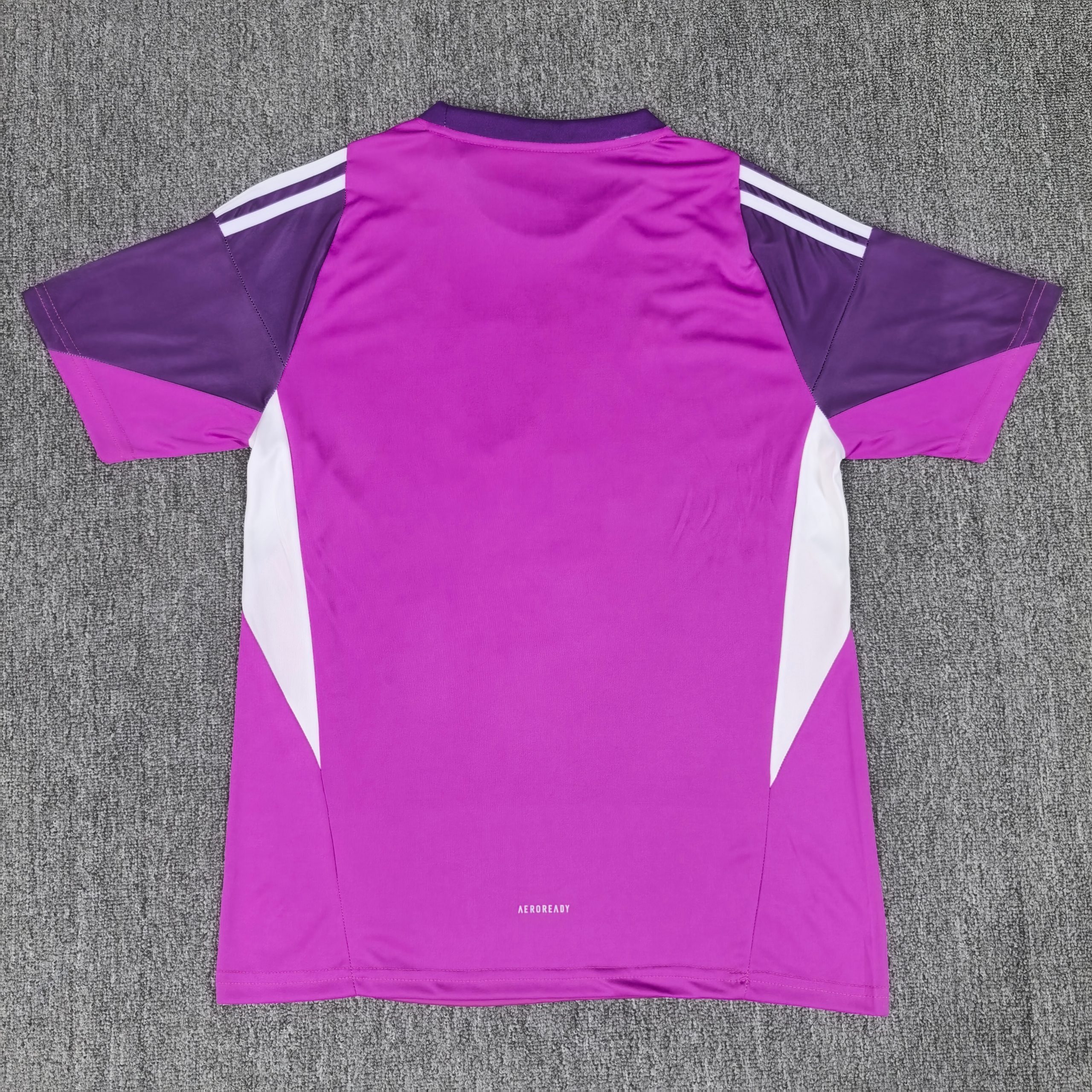 Argentina 2025 Goalkeeper Jersey (Fan Version) - Image 2