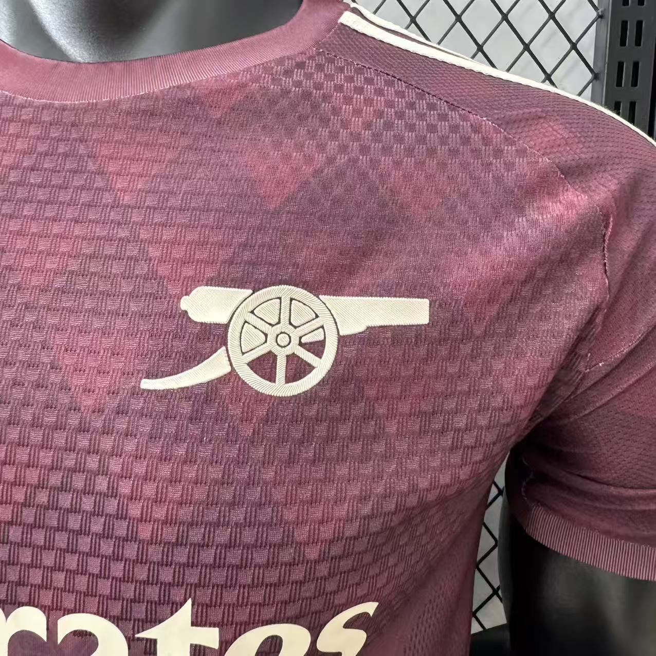 Arsenal 2026/27 Jersey (Player Version) - Image 5