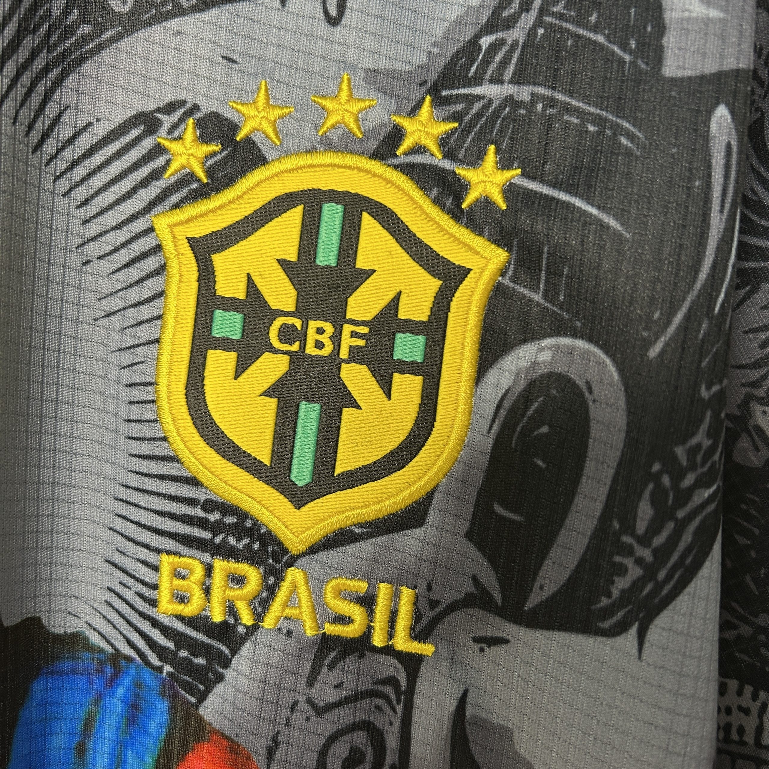 Brazil 2025 Special Edition Jersey (Fan Version) - Image 4