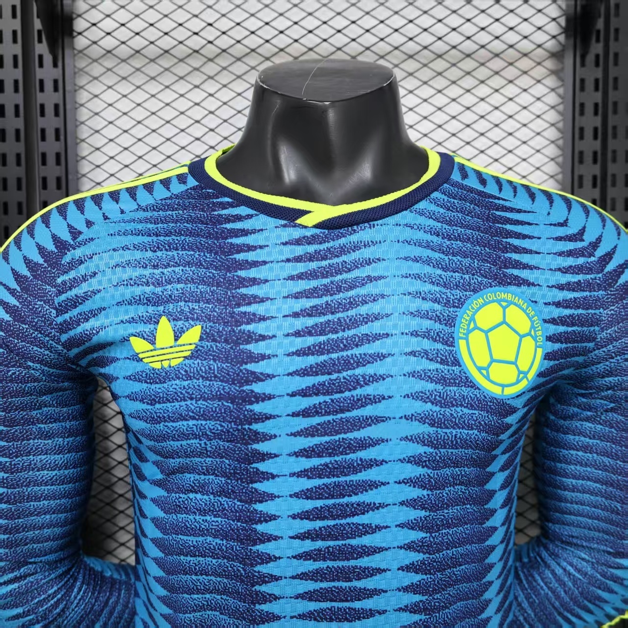 Colombia 2026 World Cup Away Jersey (Player Version, Long Sleeve) - Image 3