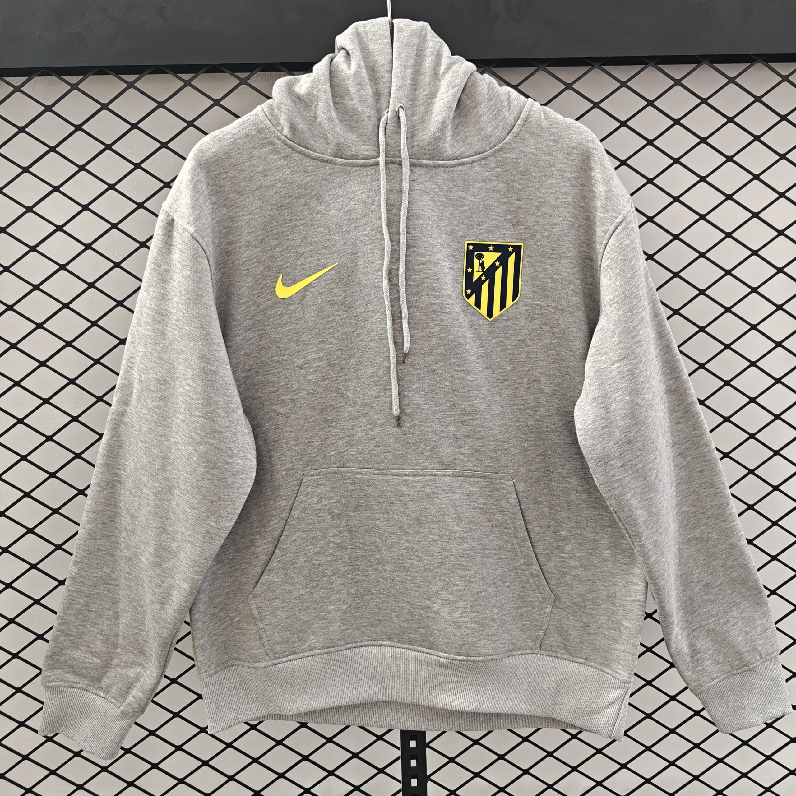 2025/26 Atletico Madrid Hoodie Jacket - Image 4