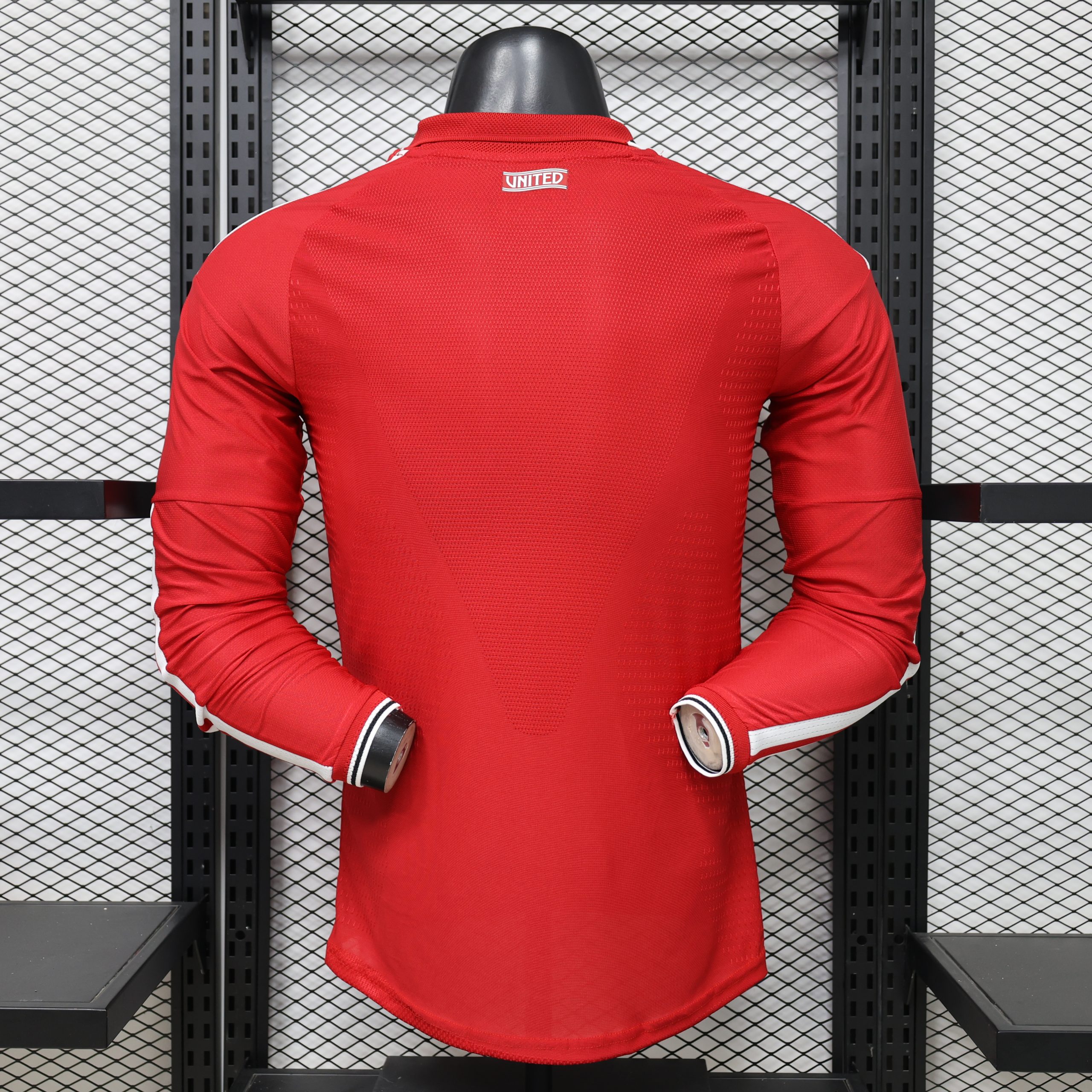 Manchester United 2026/27 Home Jersey (Player Version, Long Sleeve) - Image 2