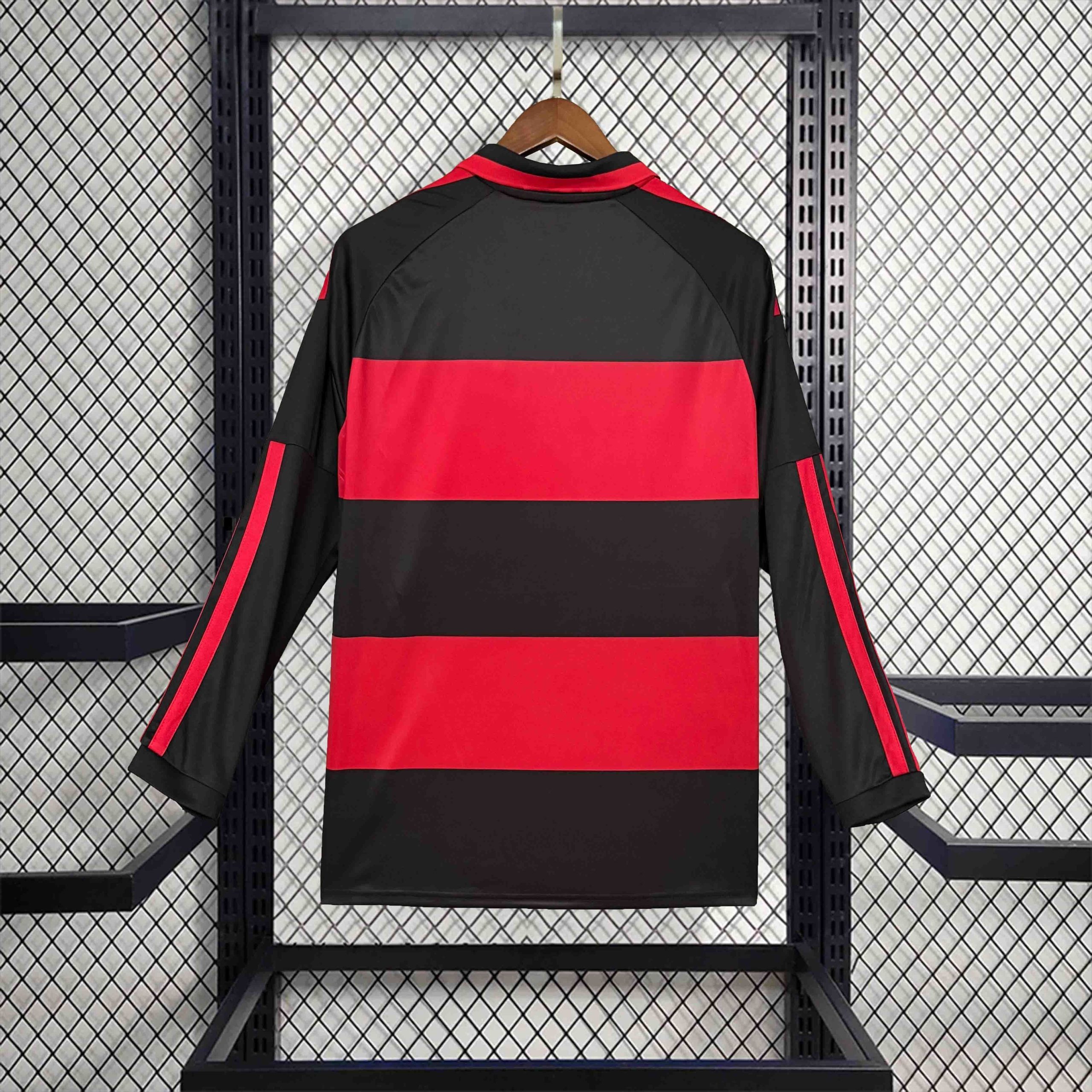 CR Flamengo 2026/27 Home Jersey (Fan Version, Long Sleeve) - Image 2