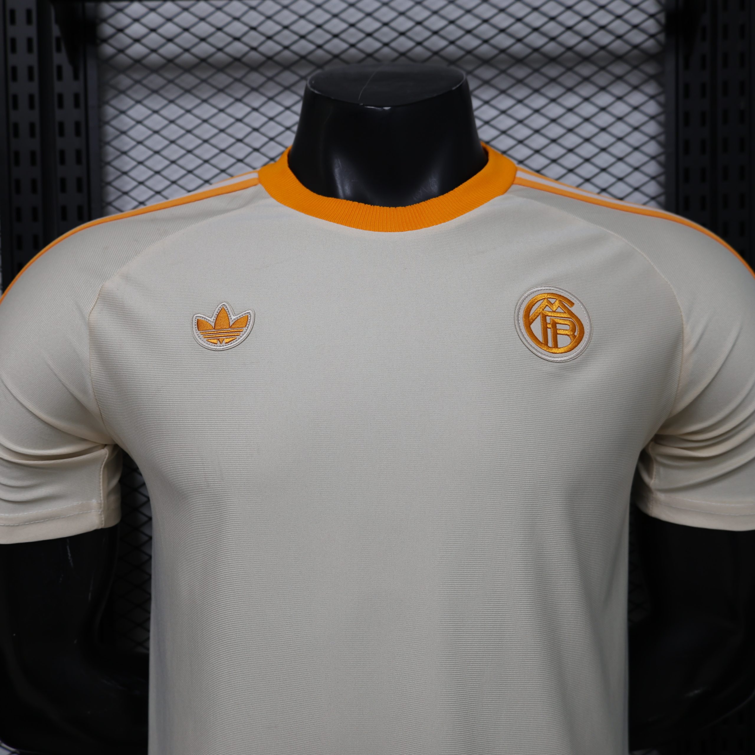 2026/27 Bayern Munich Casual Jersey Player Version - Image 3