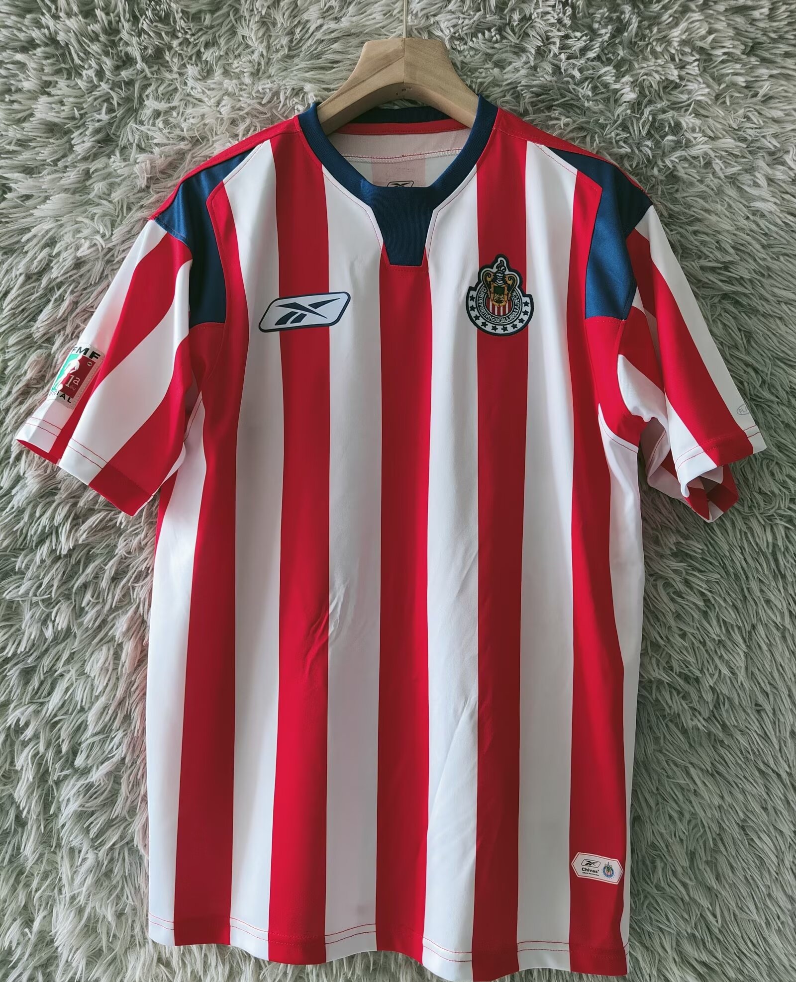 2004/05 Chivas Home Retro Jersey Fan Version