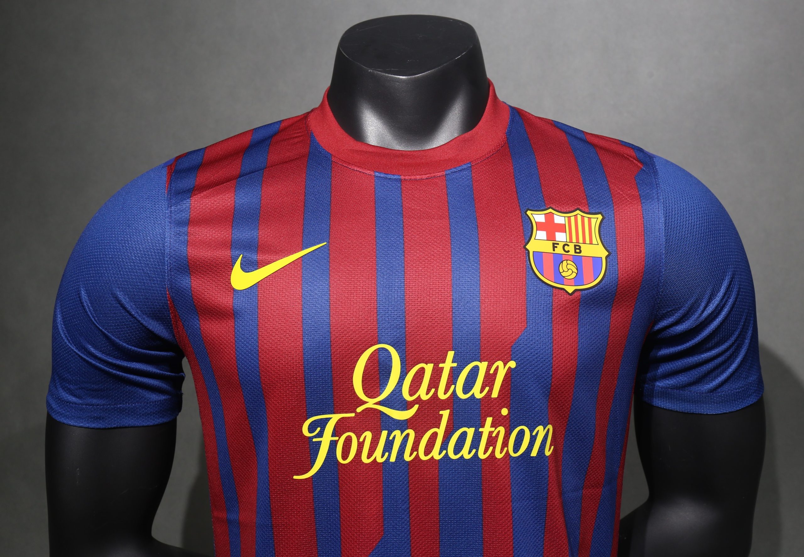 Barcelona 2011/12 Home Retro Jersey (Player Version) - Image 5