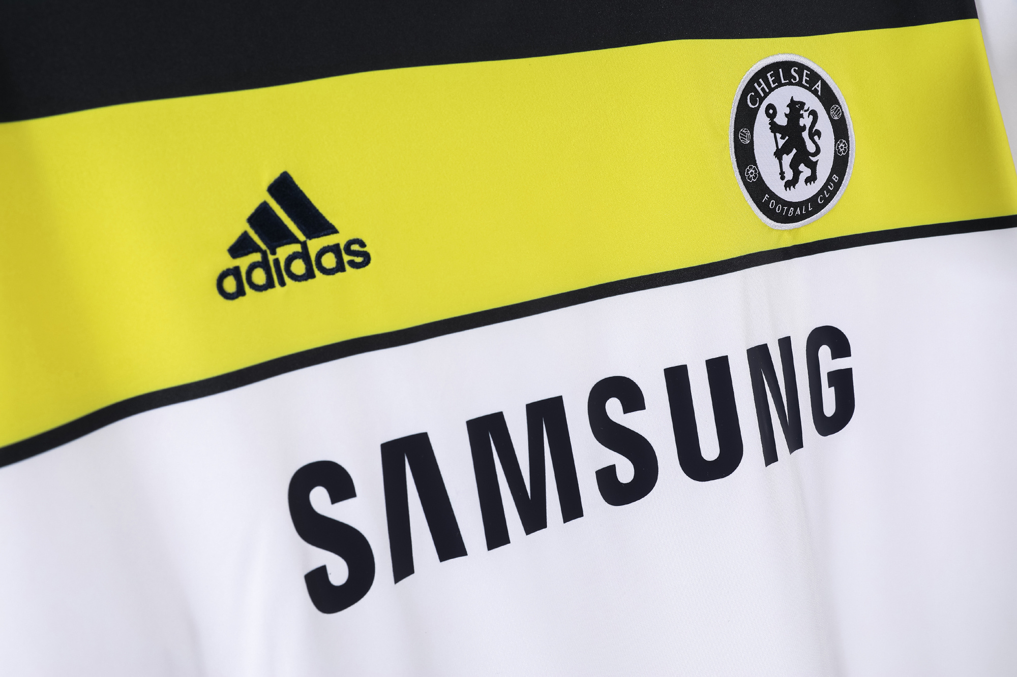 Chelsea 2011/12 Away Retro Jersey - Image 4
