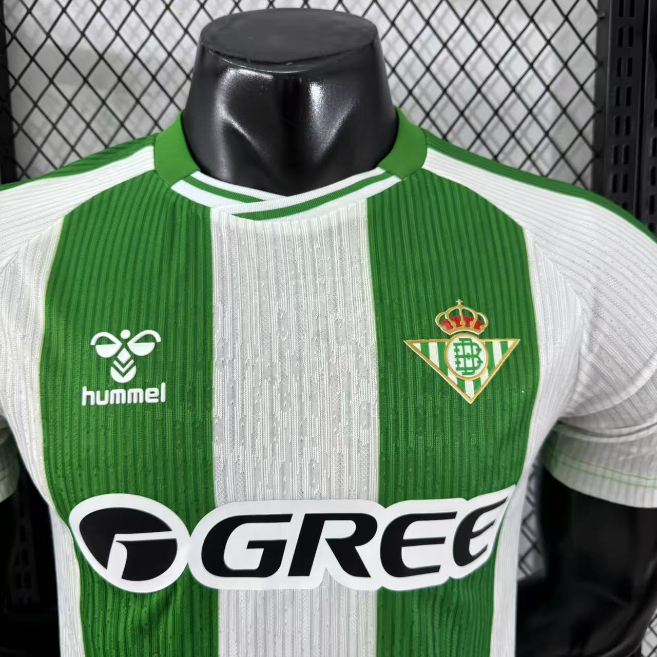 Real Betis 2025/26 Home Jersey (Player Version) - Image 5
