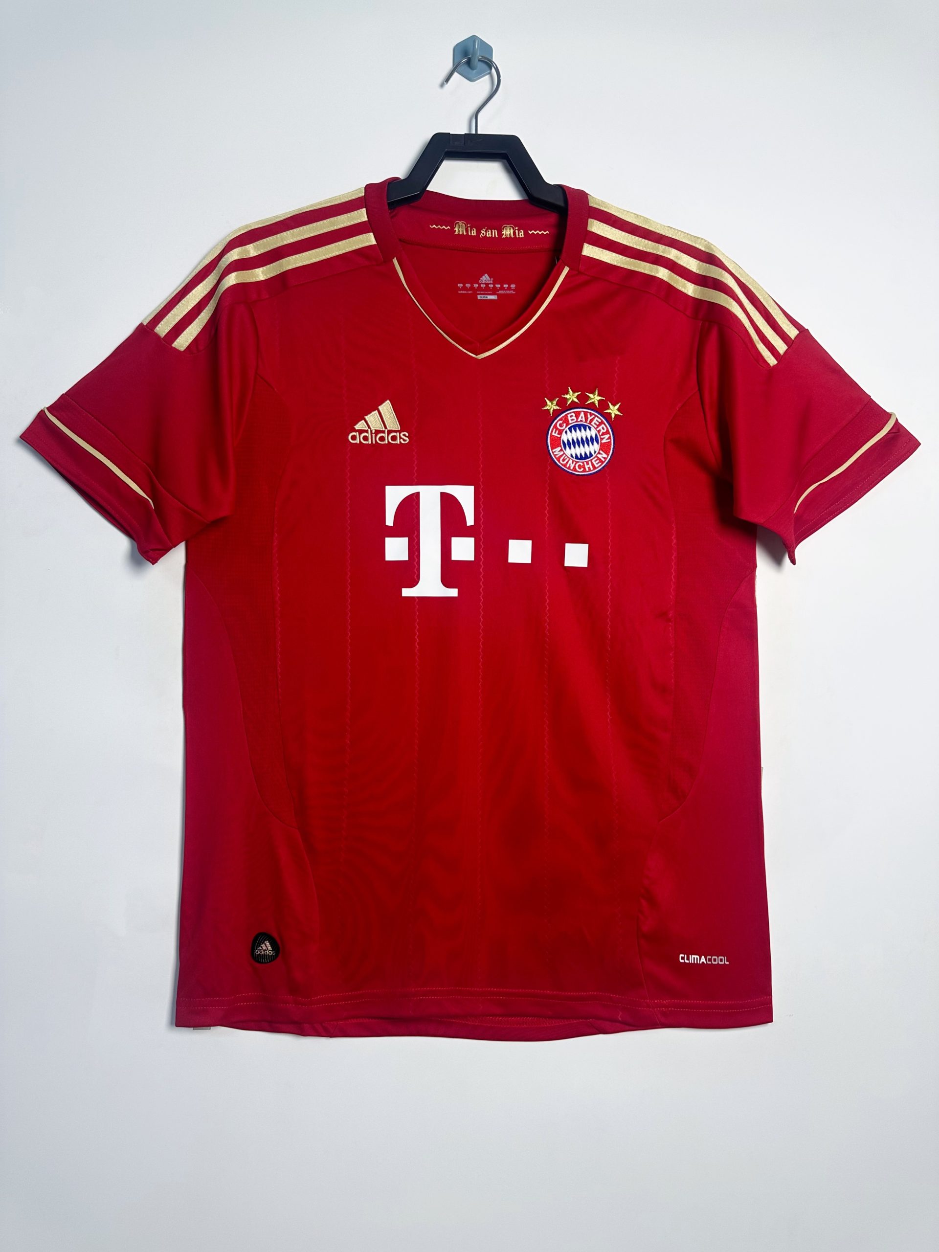 Bayern Munich 2012/13 Home Retro Jersey (Fan Version)