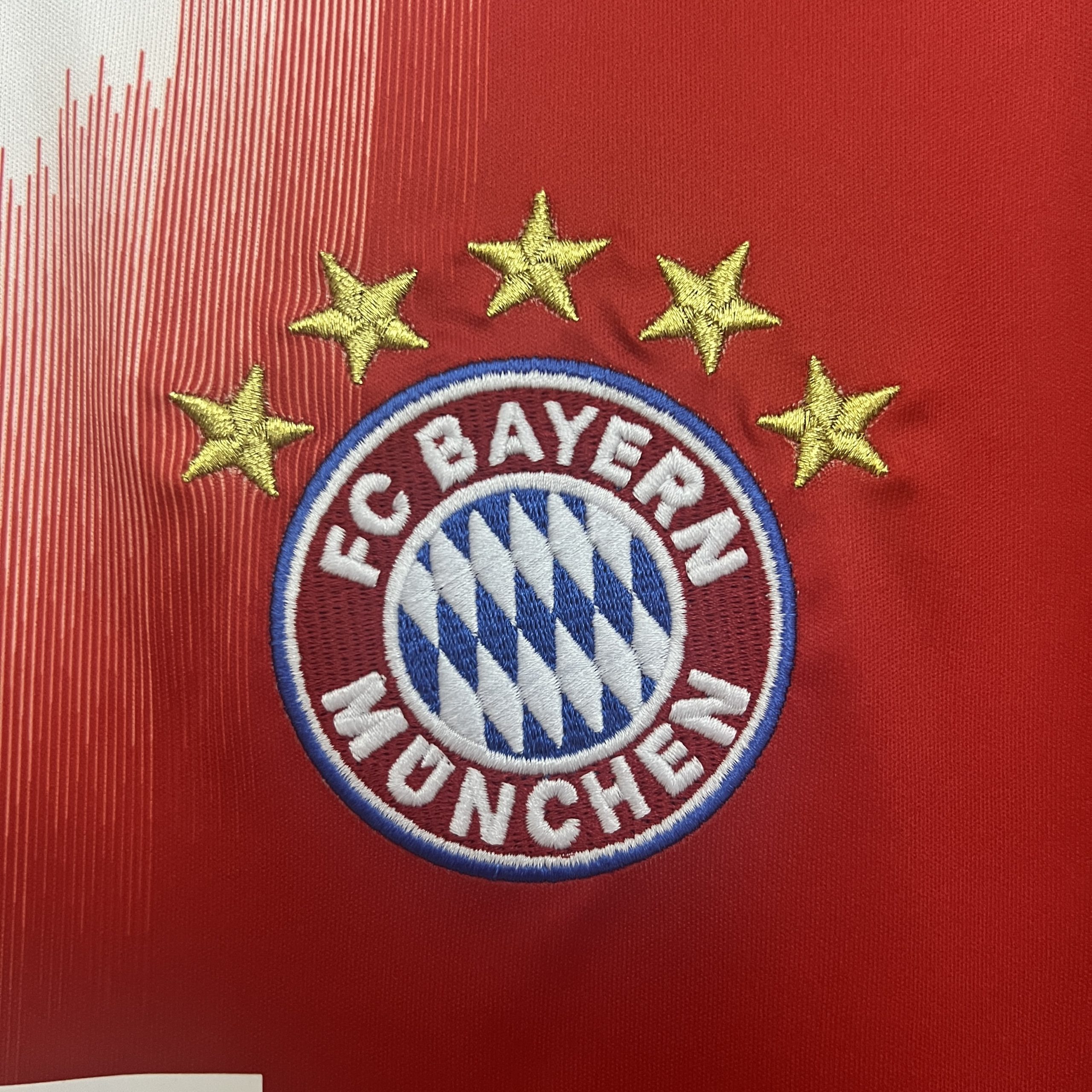 Bayern Munich 2025/26 Home Jersey - Image 3
