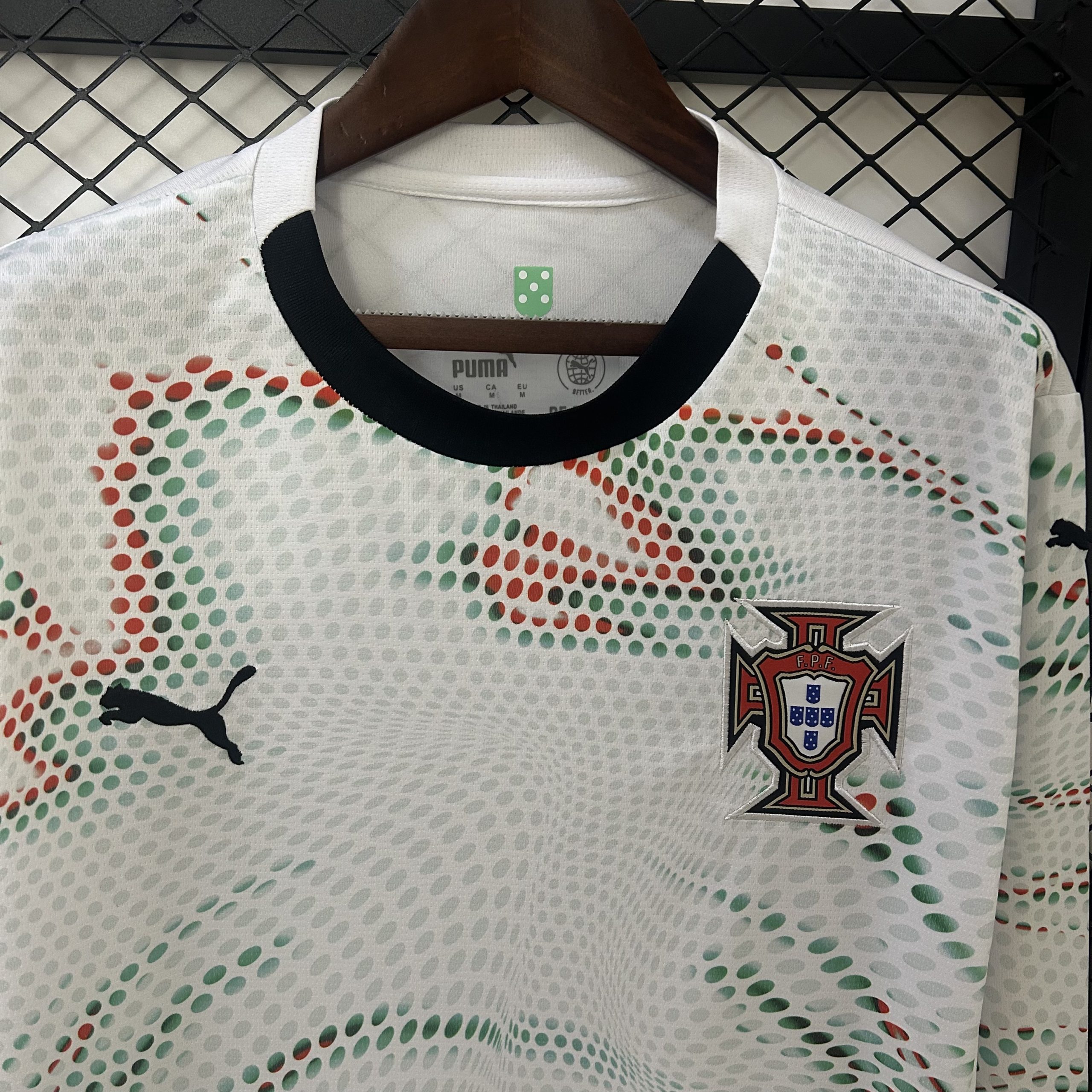 Portugal 2025 Away Jersey (Fan Version, Long Sleeve) - Image 5