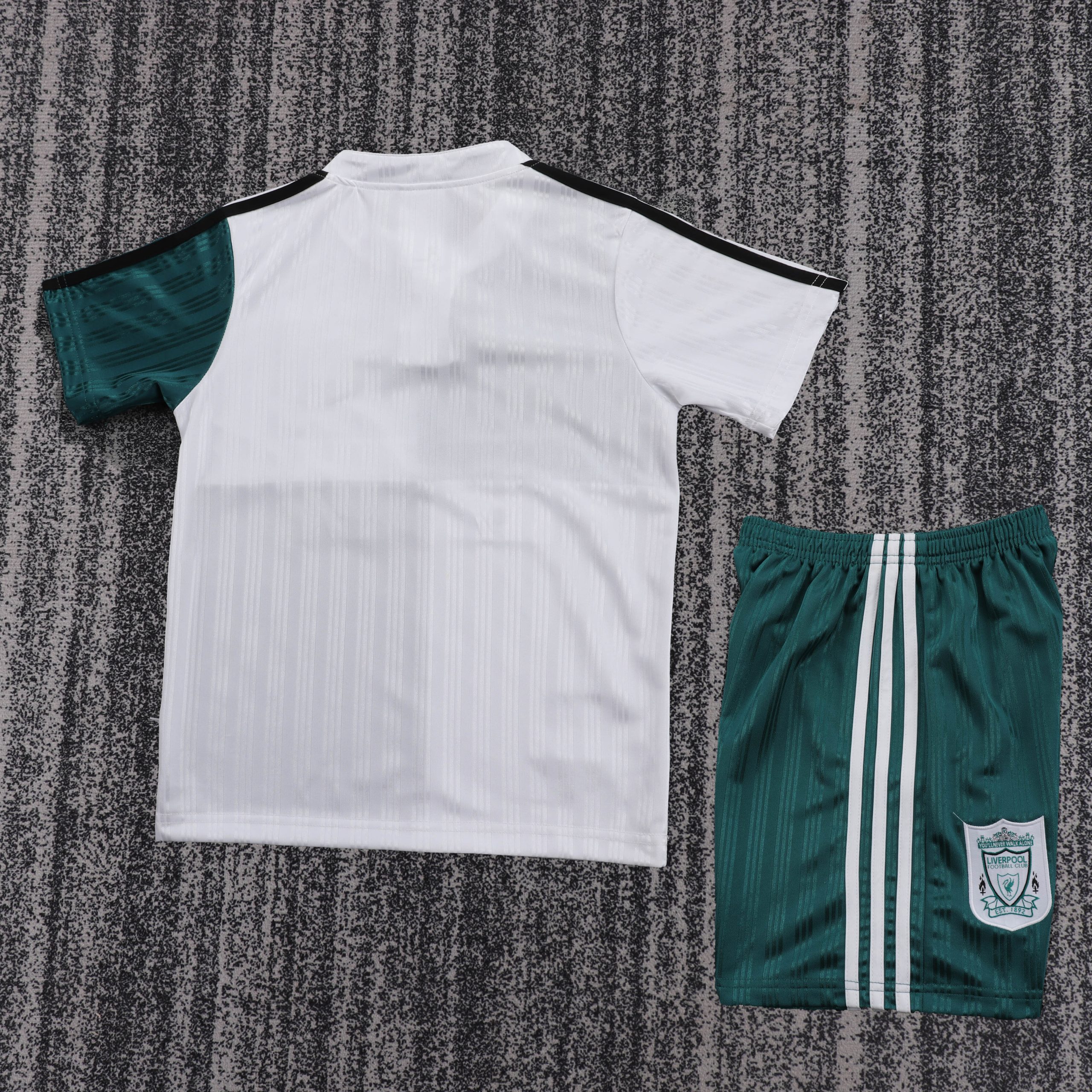 Liverpool 1995/96 Away Kids Kit - Image 2