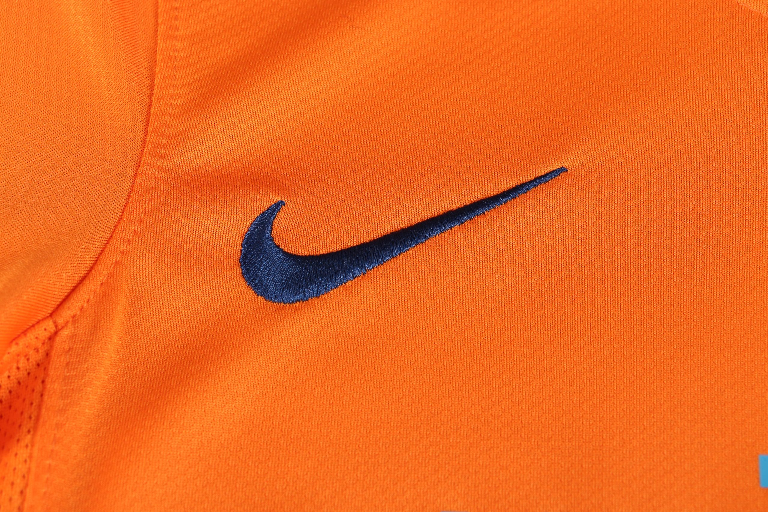 Barcelona 2006/07 Away Kids Kit - Image 4