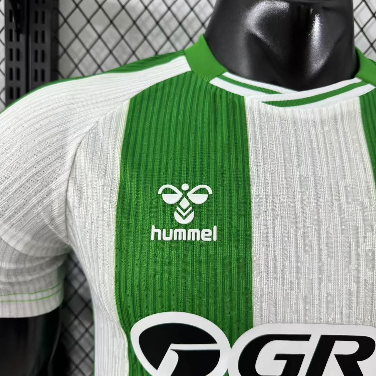 Real Betis 2025/26 Home Jersey (Player Version) - Image 3