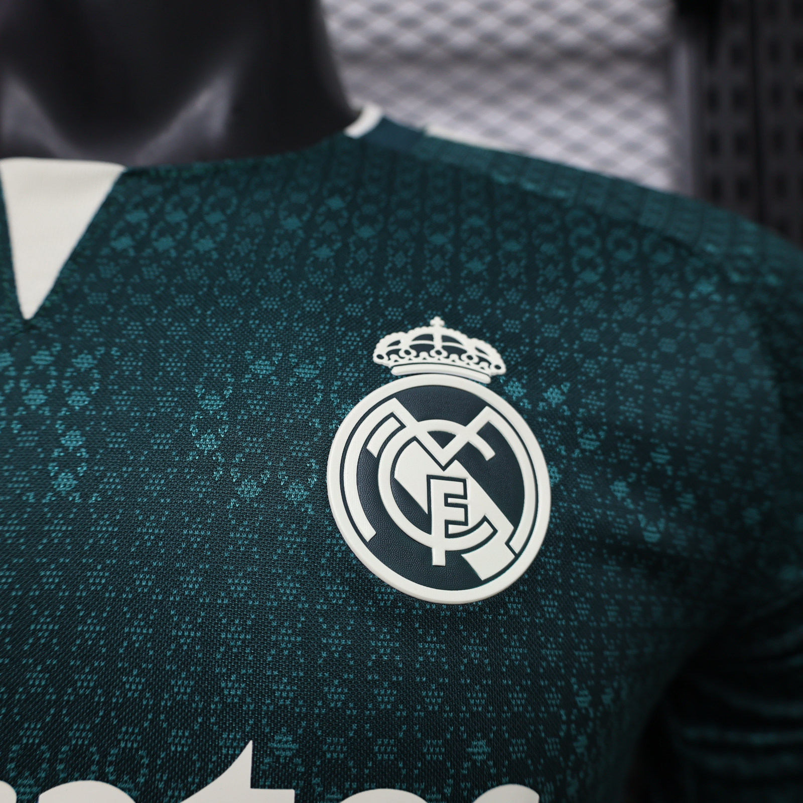 Real Madrid 2026/27 Away Jersey (Player Version, Long Sleeve) - Image 2