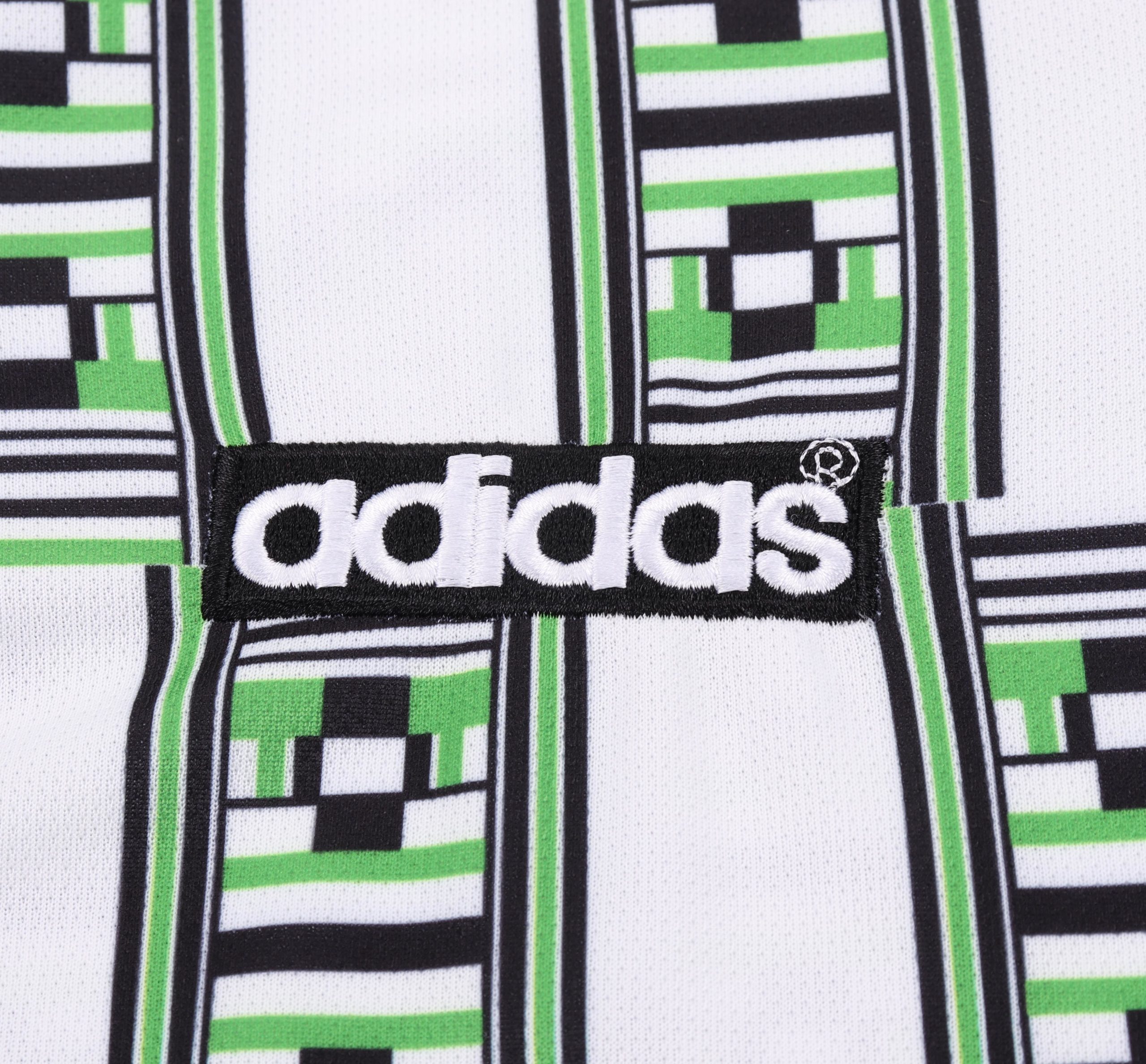 Nigeria 1994 World Cup Away Kids Kit - Image 4