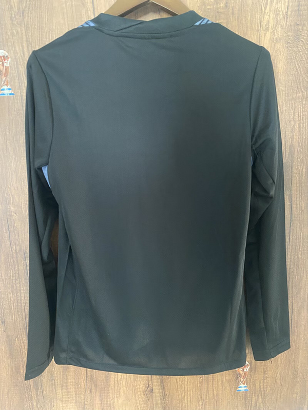 2025/26 PSG Goalkeeper Jersey Fan Version Long Sleeve - Image 4