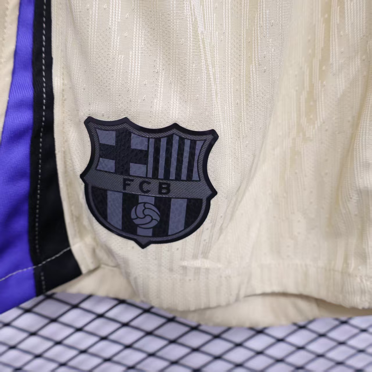Barcelona 2025/26 Away Shorts (Player Version) - Image 3