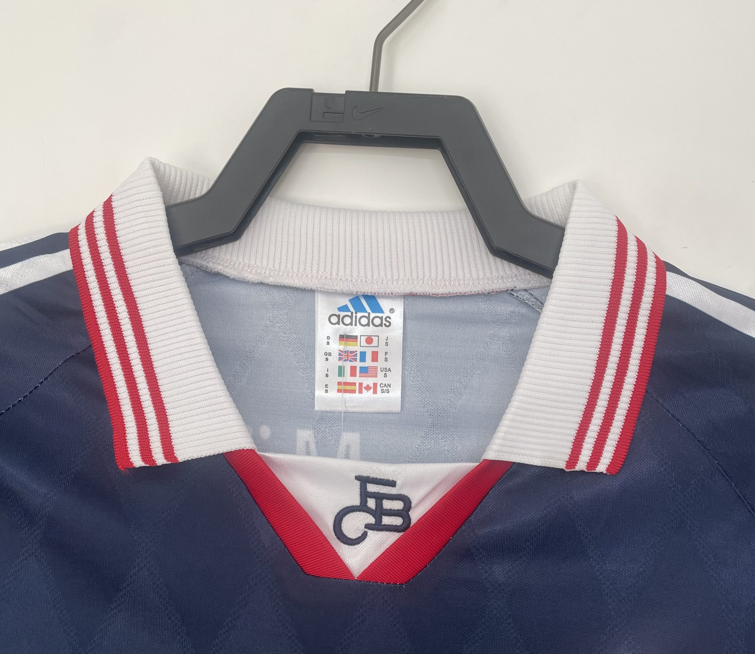 Bayern Munich 1997/98 Home Retro Jersey (Fan Version, Long Sleeve) - Image 3