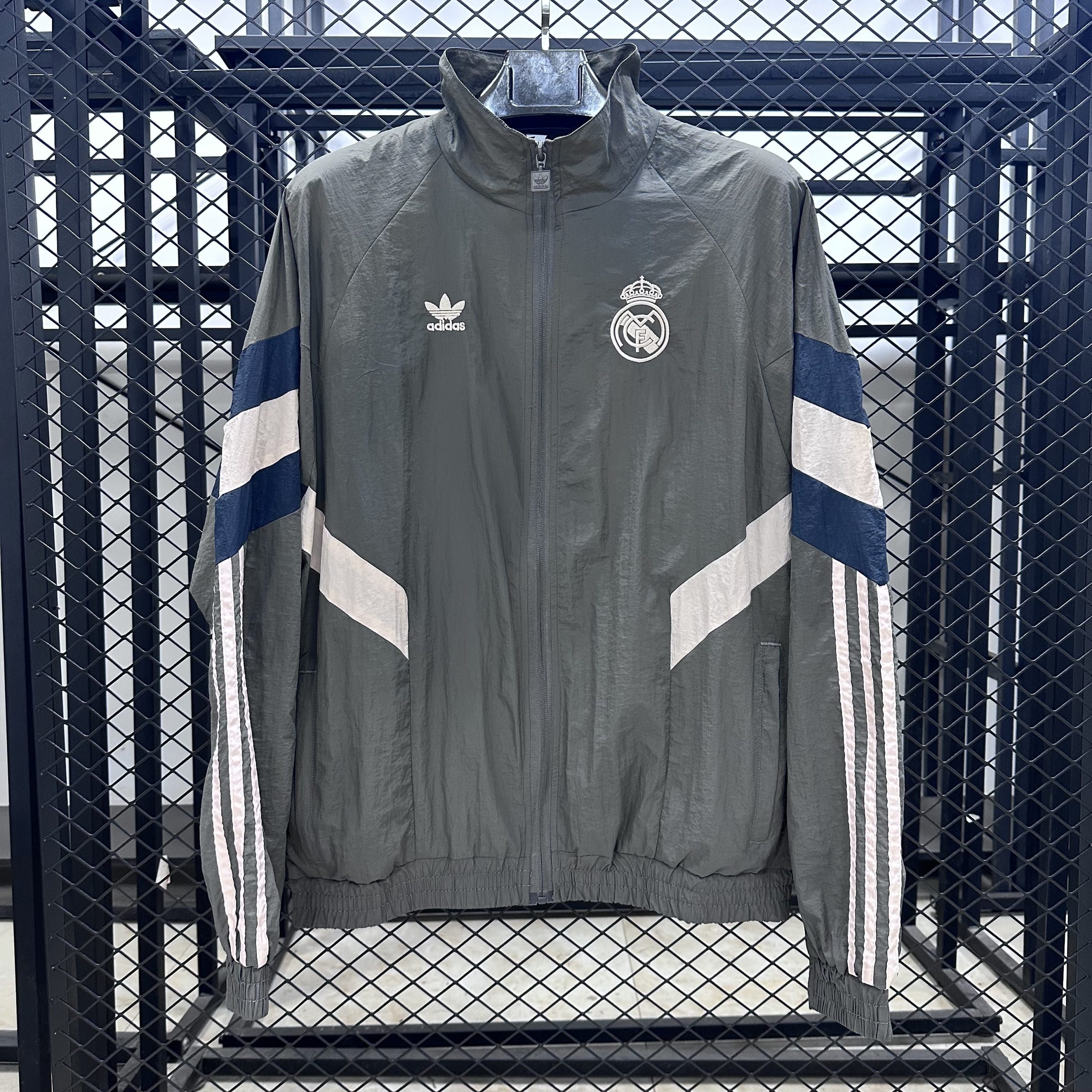 Real Madrid 2025/26 Windbreaker