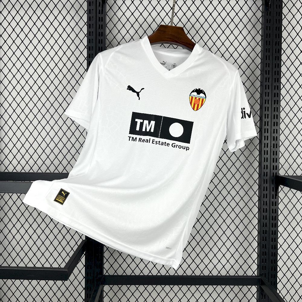 Valencia 2025/26 Home Jersey (Fan Version) - Image 3